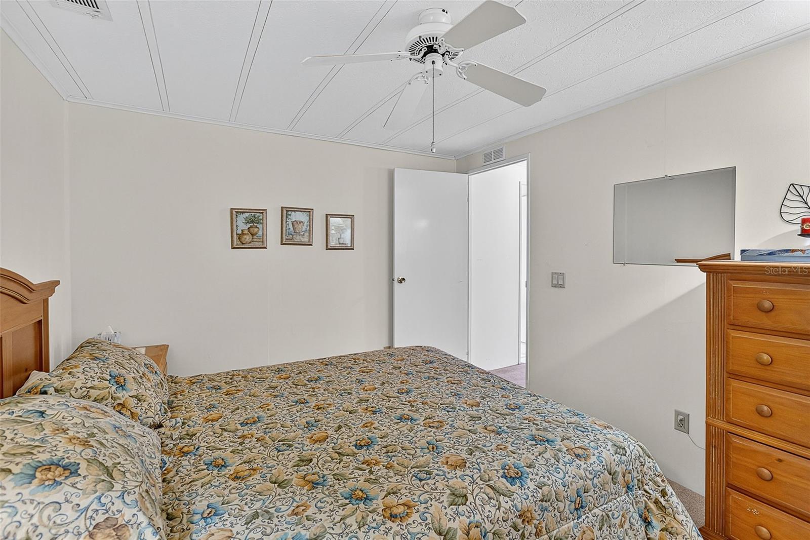 658 La Sala Property Photo 20