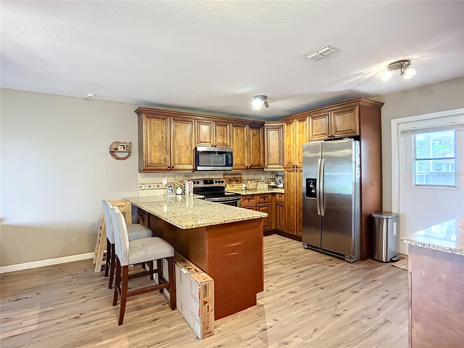 1304 Alfred St #b Property Photo 9
