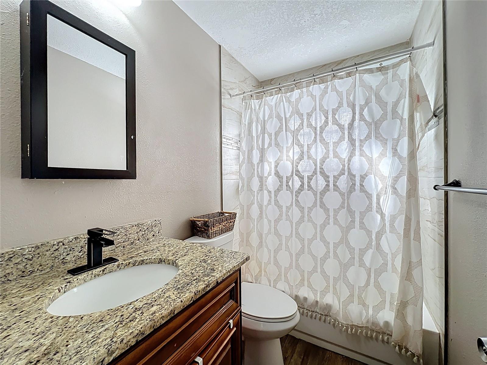 1304 Alfred St #b Property Photo 18