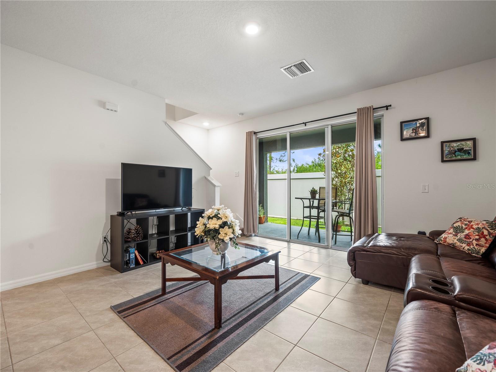 2886 Suncoast Plains Dr Property Photo 7