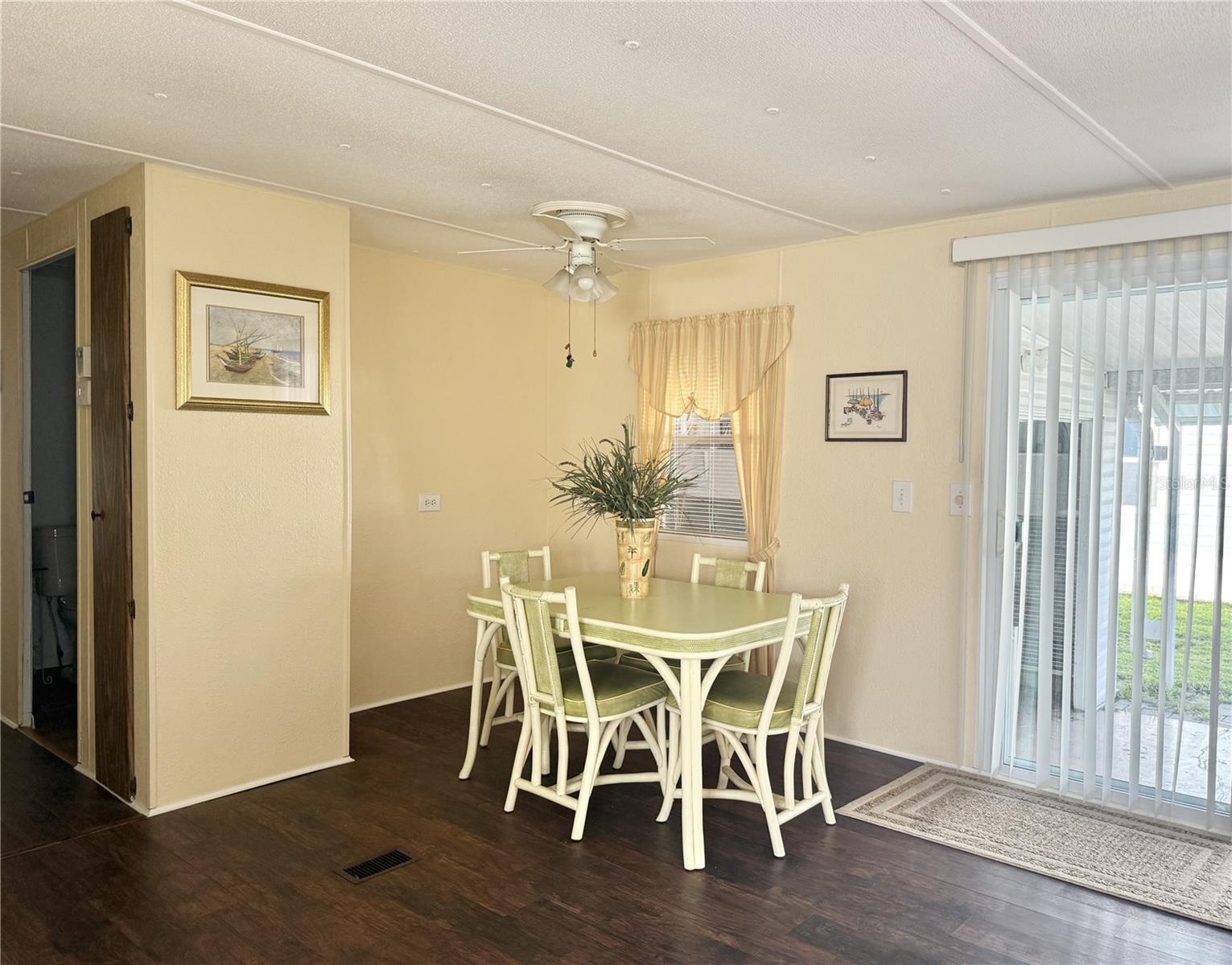 34648 Sweetpea Ln Property Photo 9