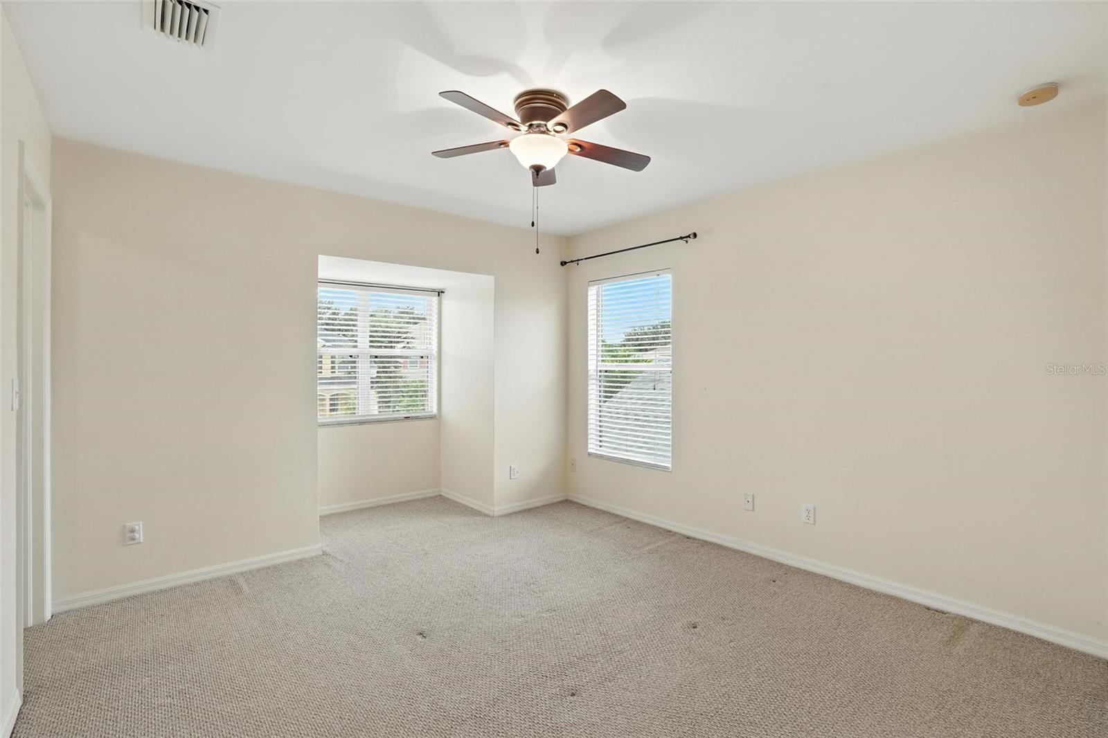 10043 Winding River Rd Property Photo 19