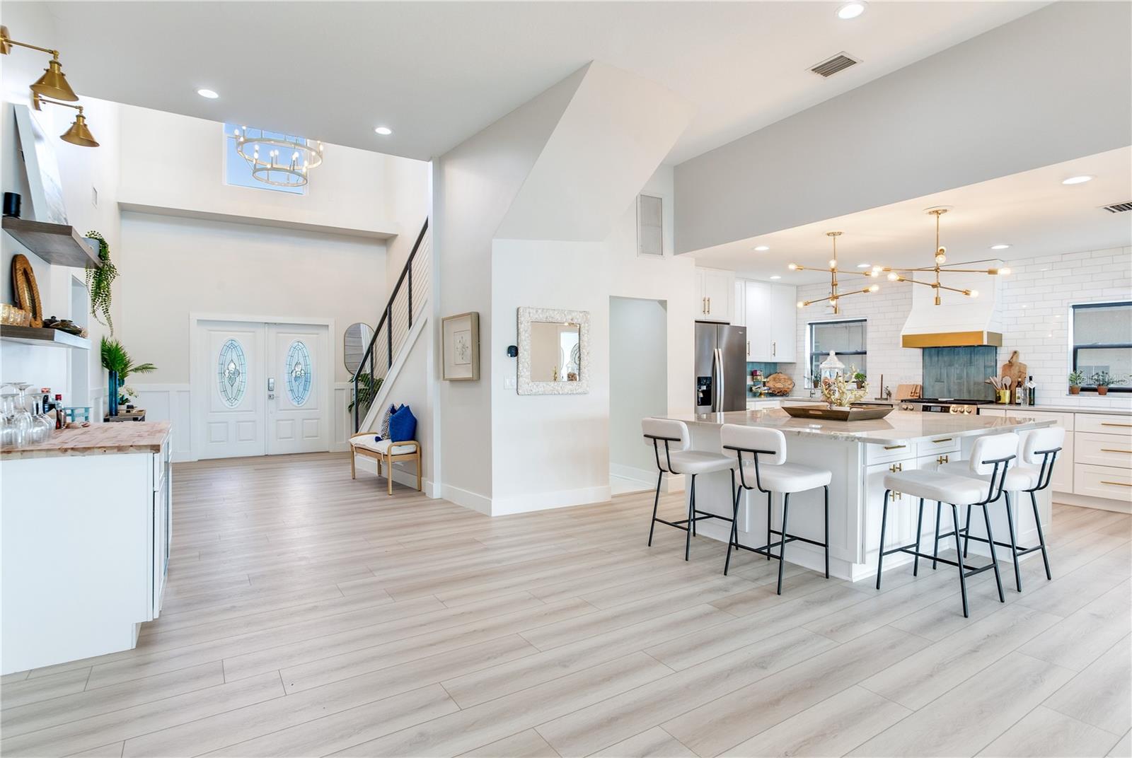 17081 Dolphin Dr Property Photo 14