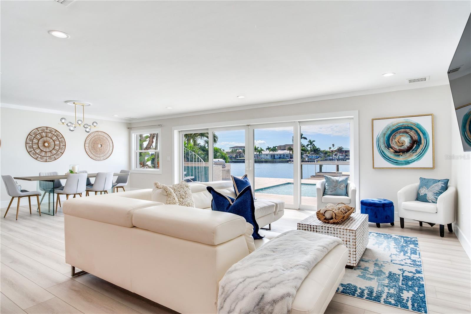17081 Dolphin Dr Property Photo 28