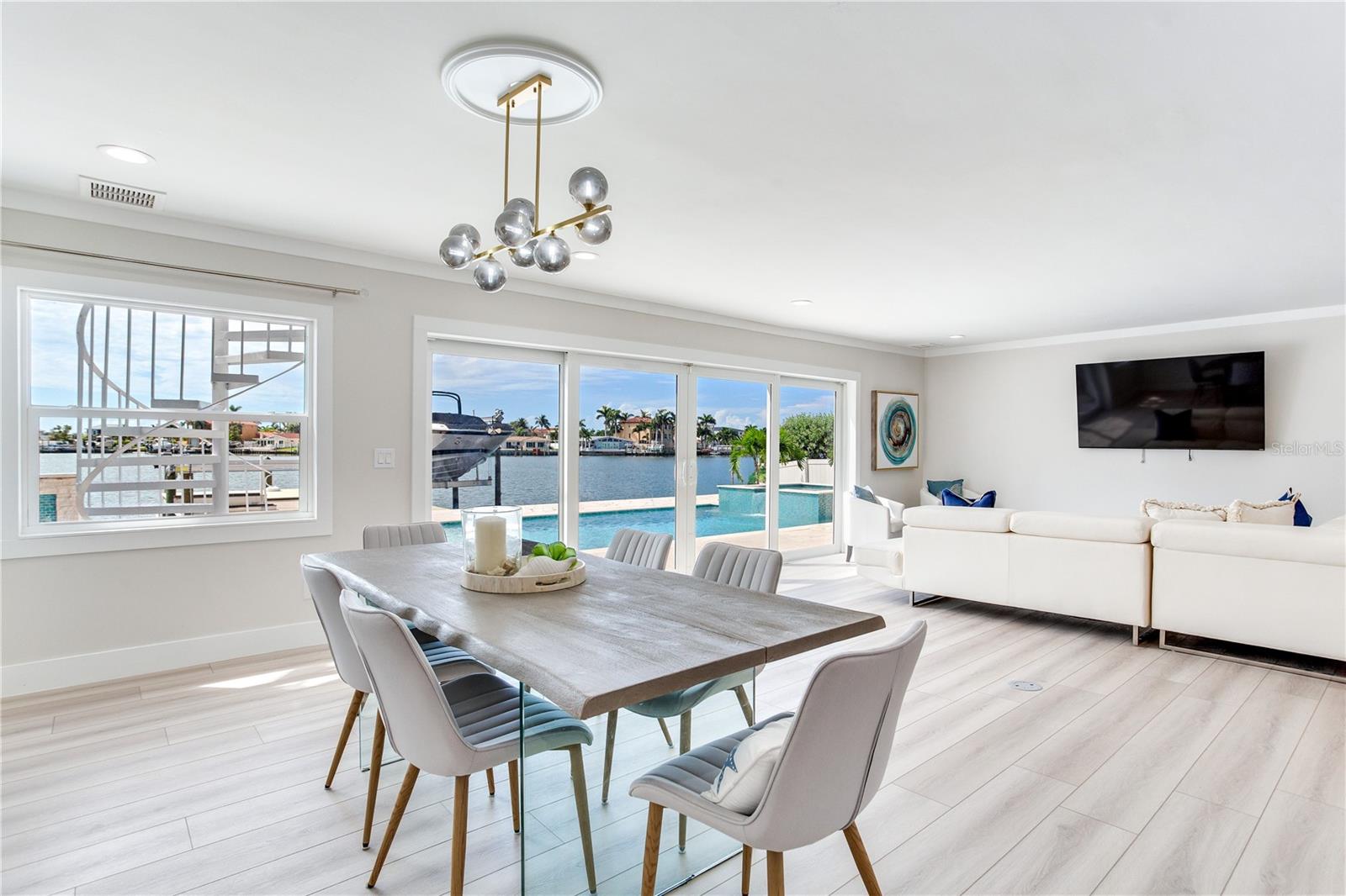 17081 Dolphin Dr Property Photo 30