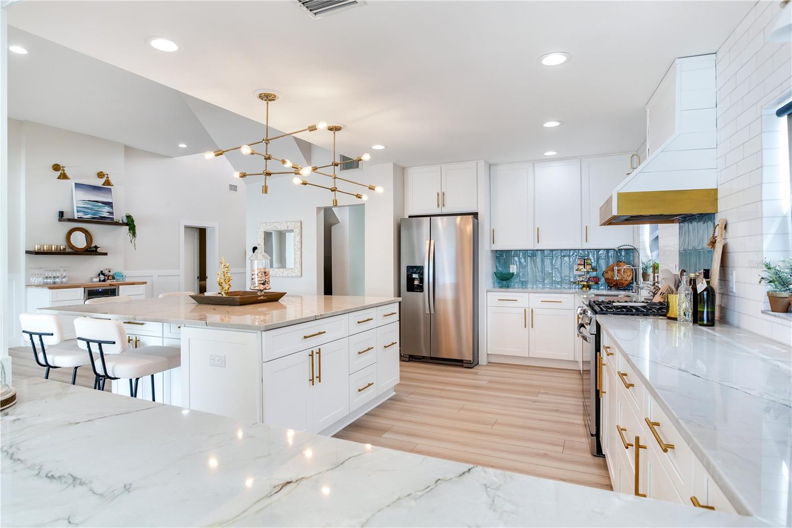 17081 Dolphin Dr Property Photo 32