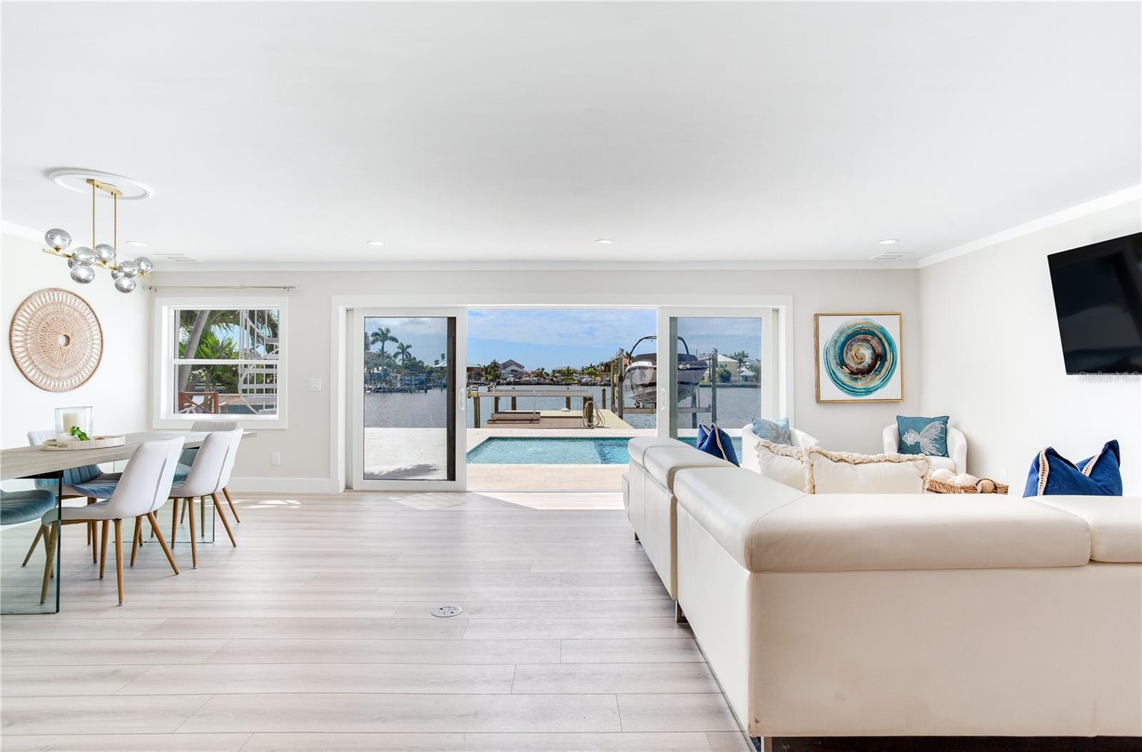 17081 Dolphin Dr Property Photo 35