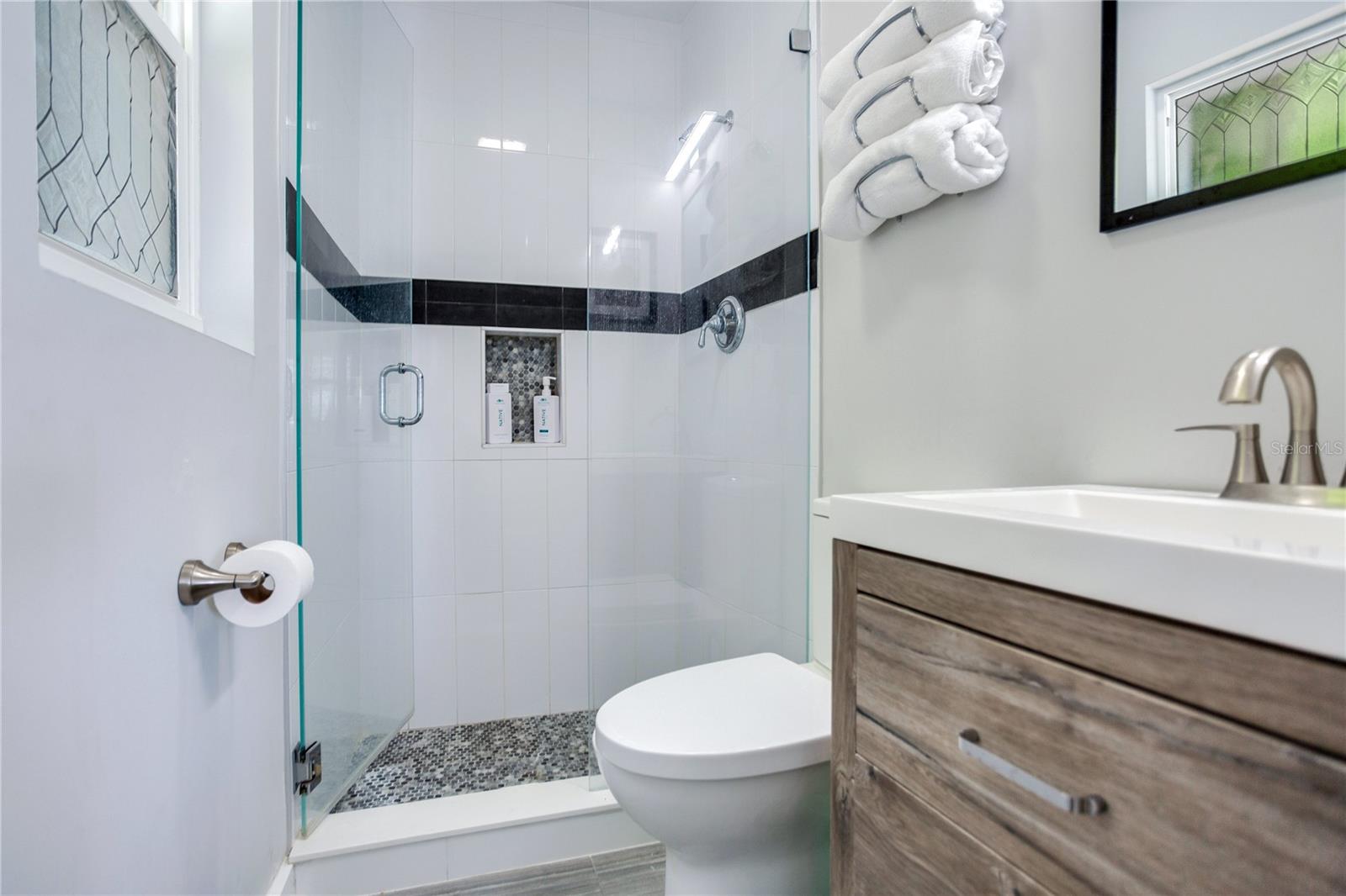 17081 Dolphin Dr Property Photo 45