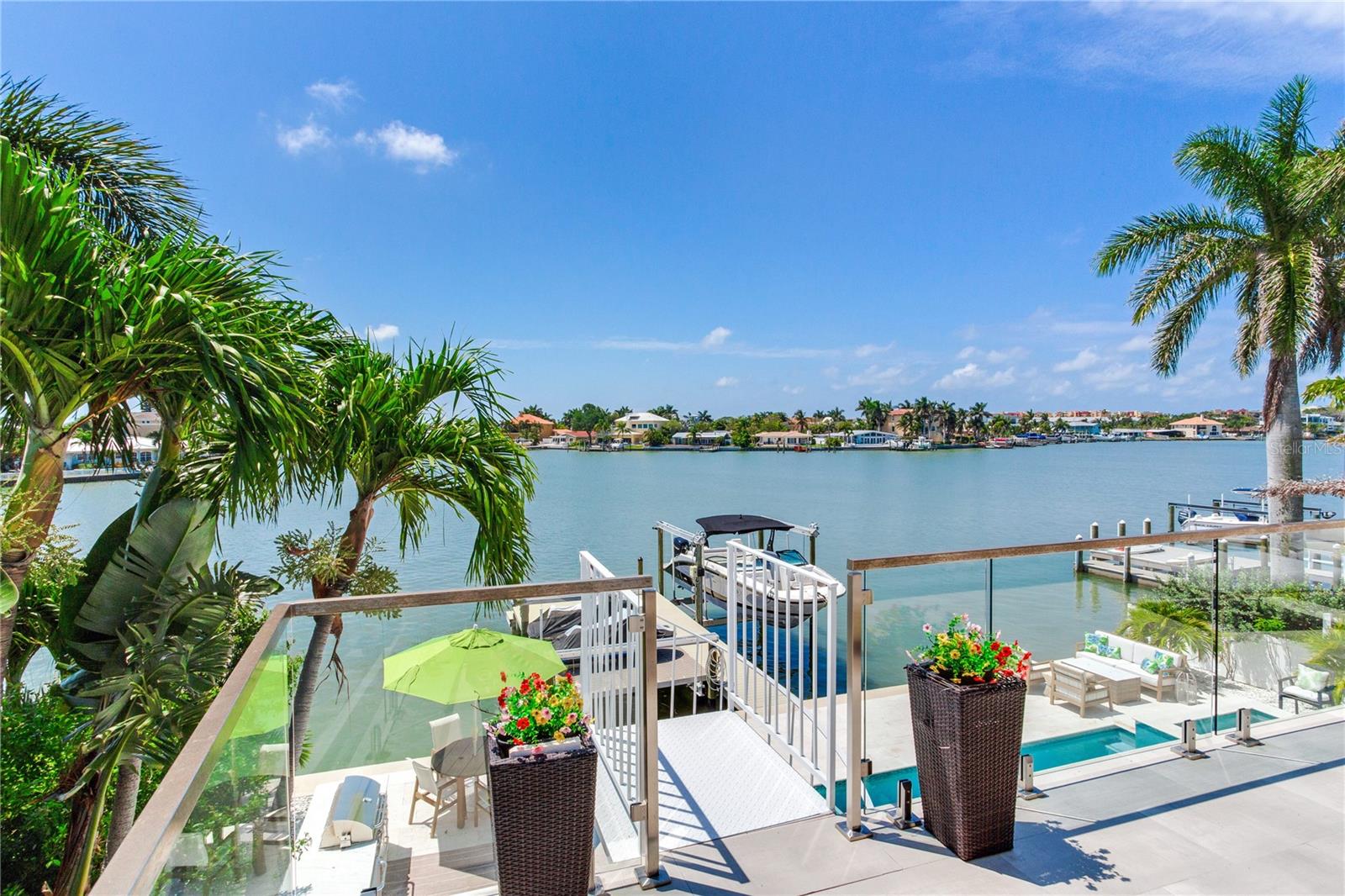 17081 Dolphin Dr Property Photo 66