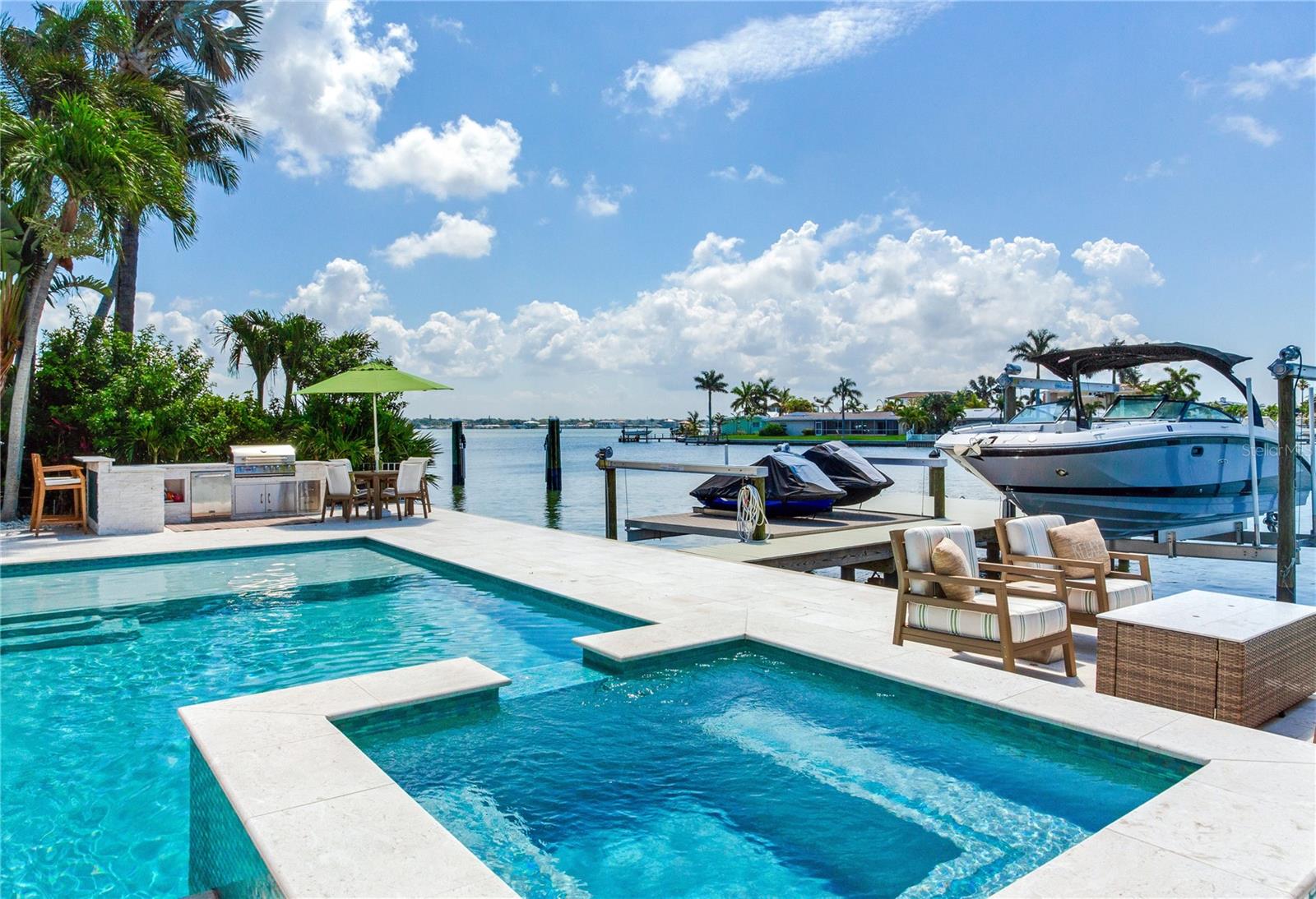 17081 Dolphin Dr Property Photo 81