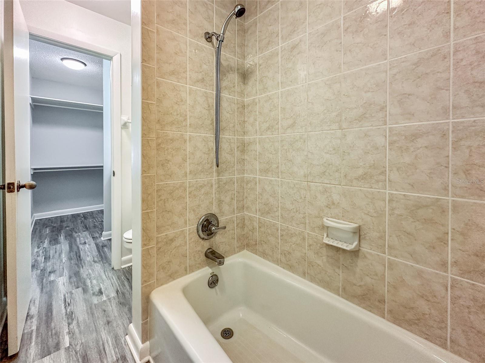 3202 W De Leon St #b Property Photo 12