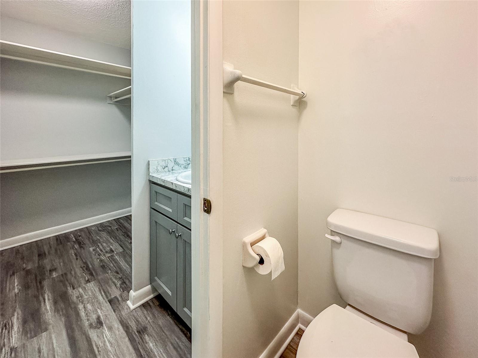 3202 W De Leon St #b Property Photo 13