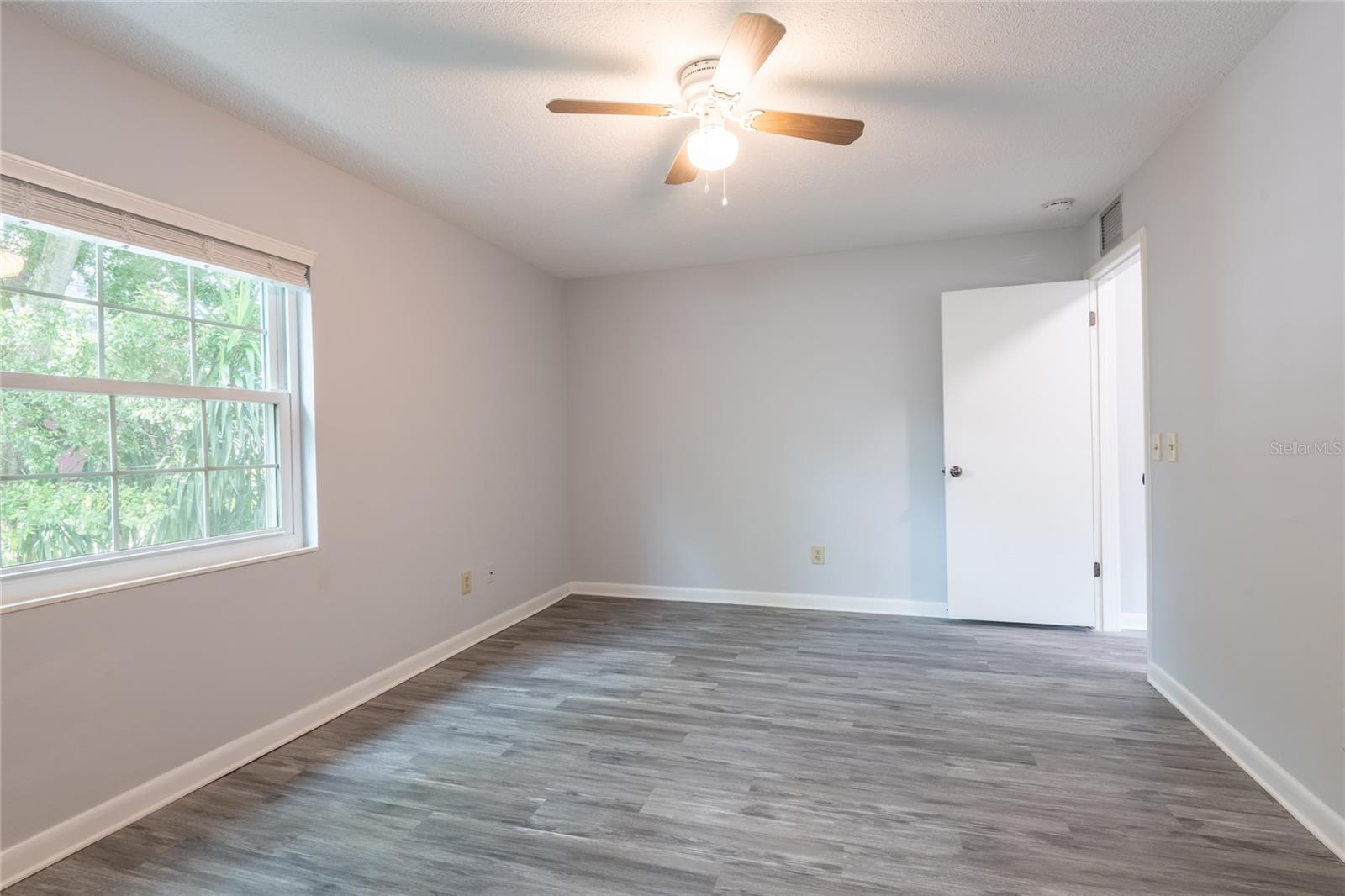 3202 W De Leon St #b Property Photo 24