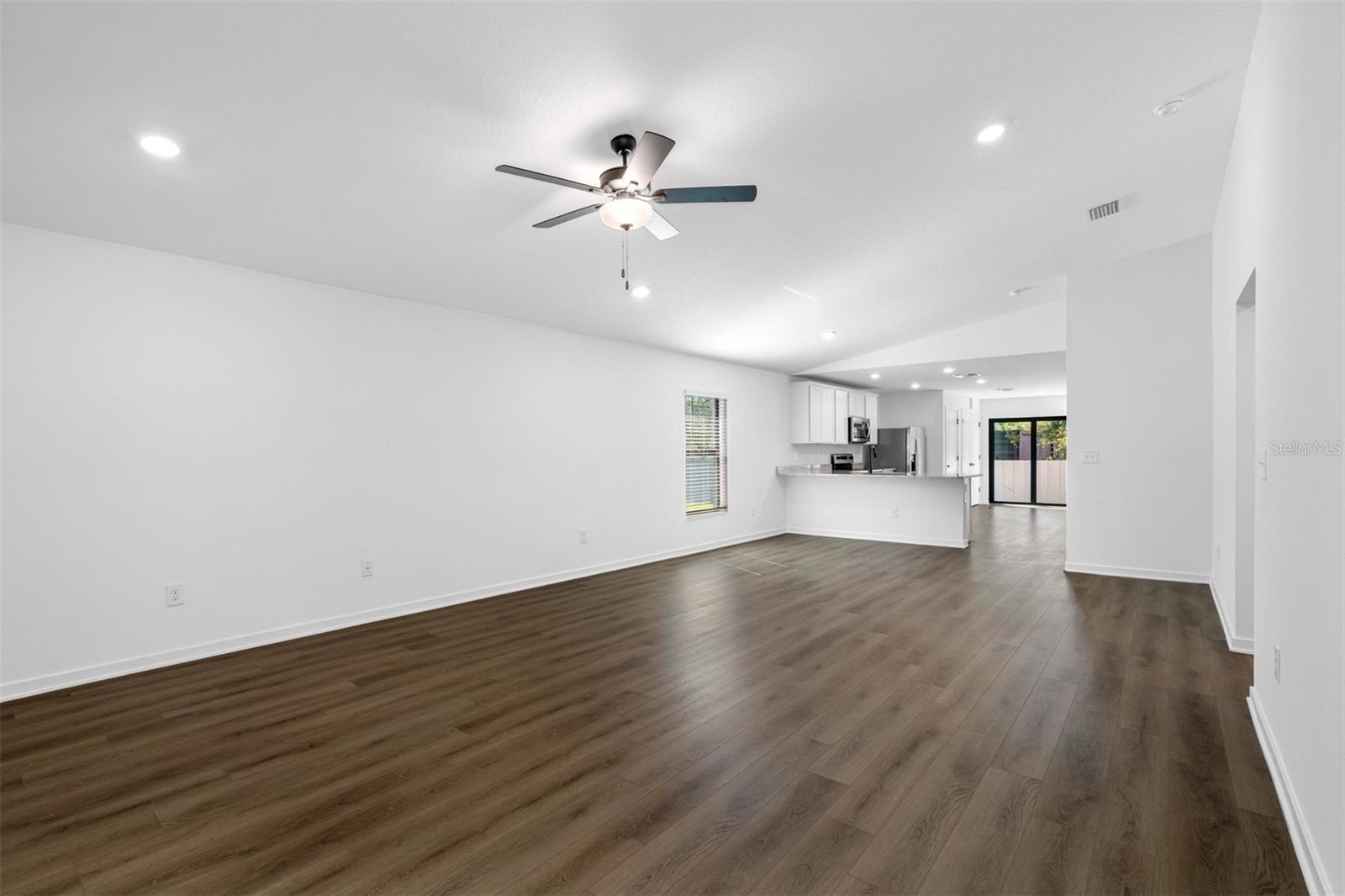 8338 Coral St Property Photo 3