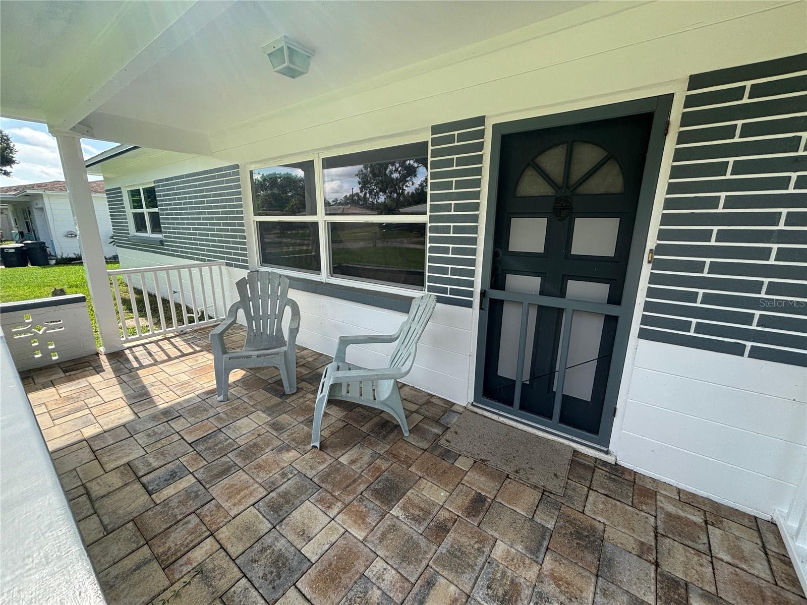 9950 52nd Ter N Property Photo 4