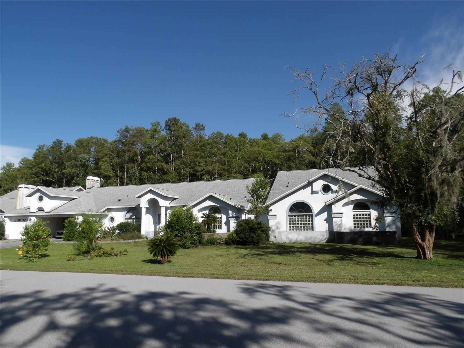 7222 Auburn Ln Property Photo 1