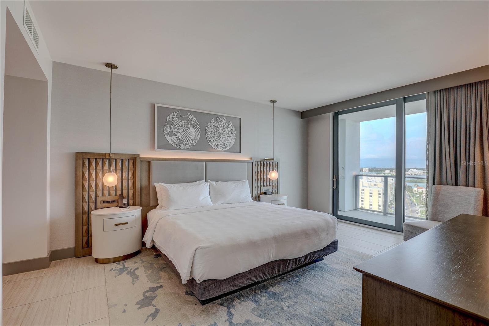 691 S Gulfview Blvd #1608 Property Photo 7