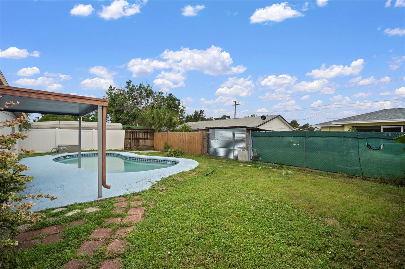 4712 Bessie Rd Property Photo 3