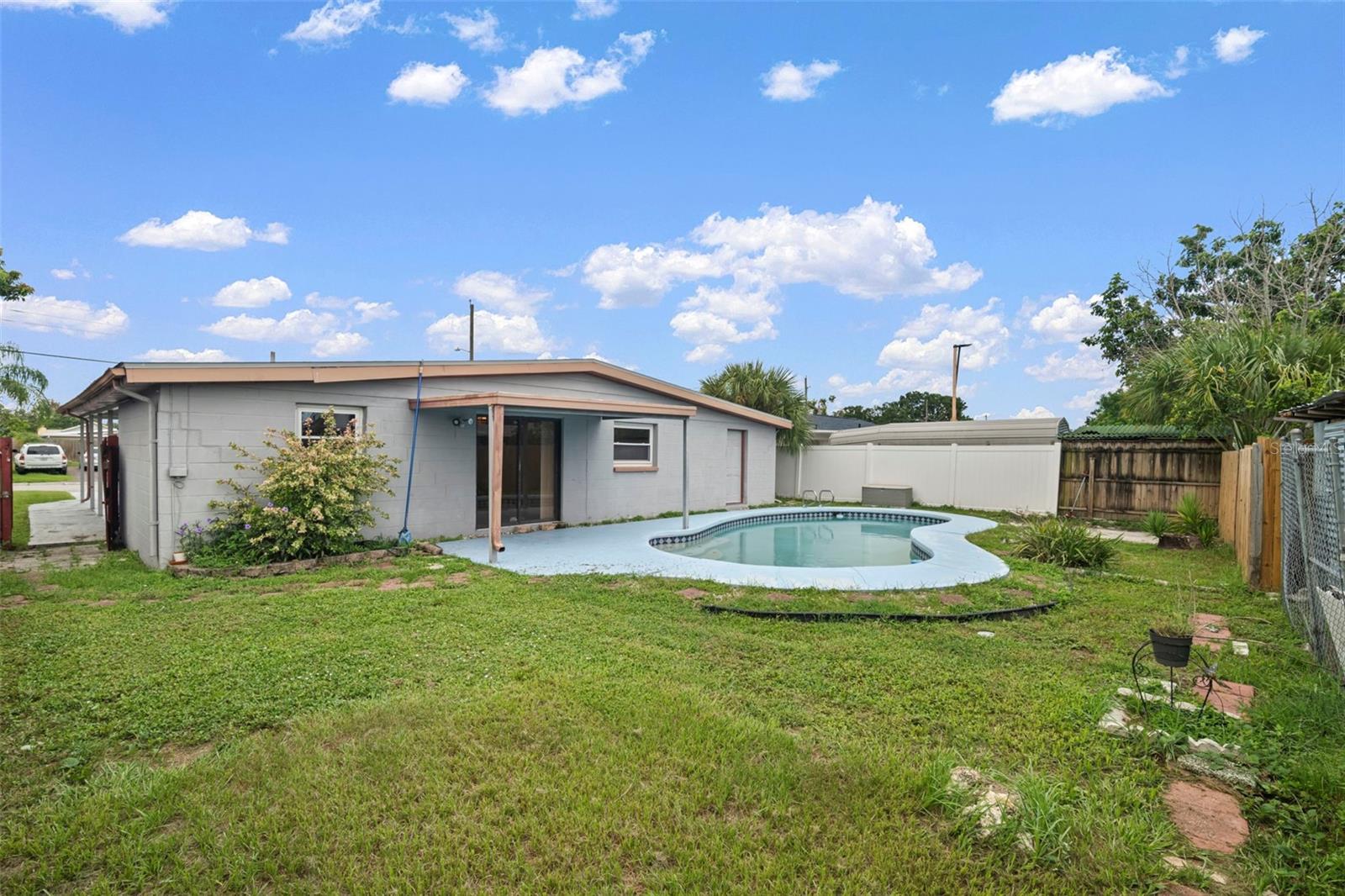 4712 Bessie Rd Property Photo 4