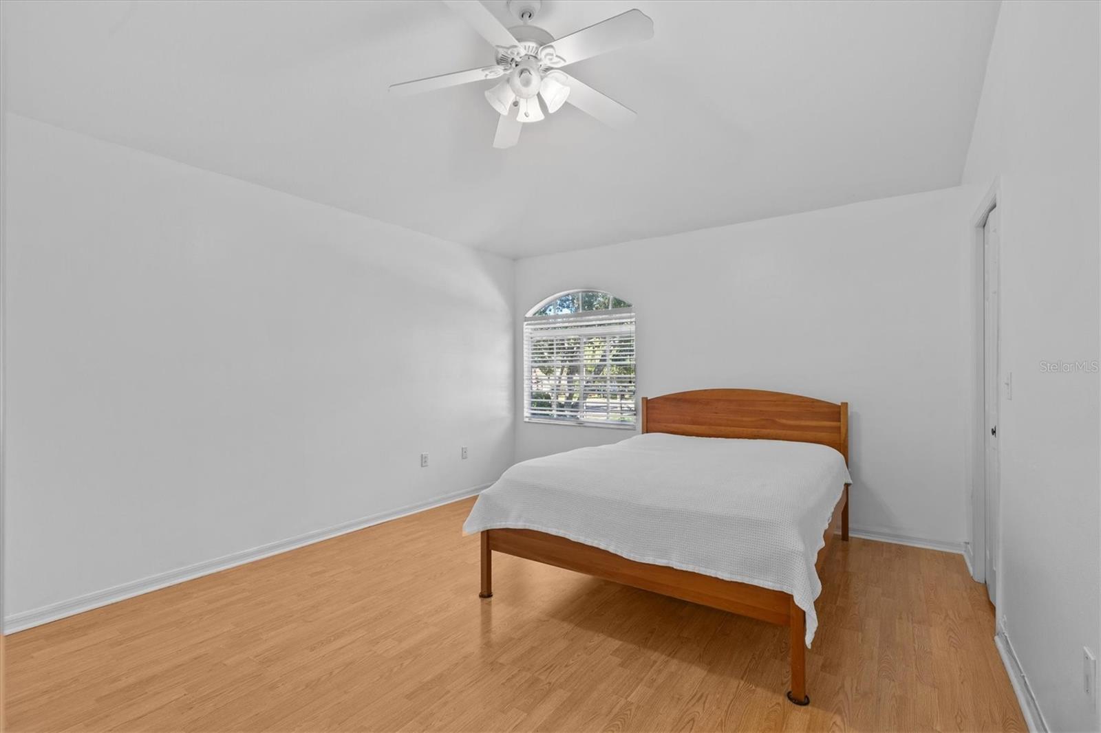 2328 Warwick Dr Property Photo 52
