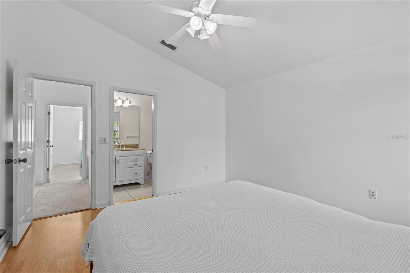 2328 Warwick Dr Property Photo 53