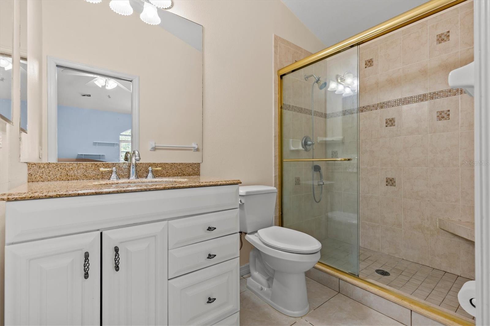 2328 Warwick Dr Property Photo 54