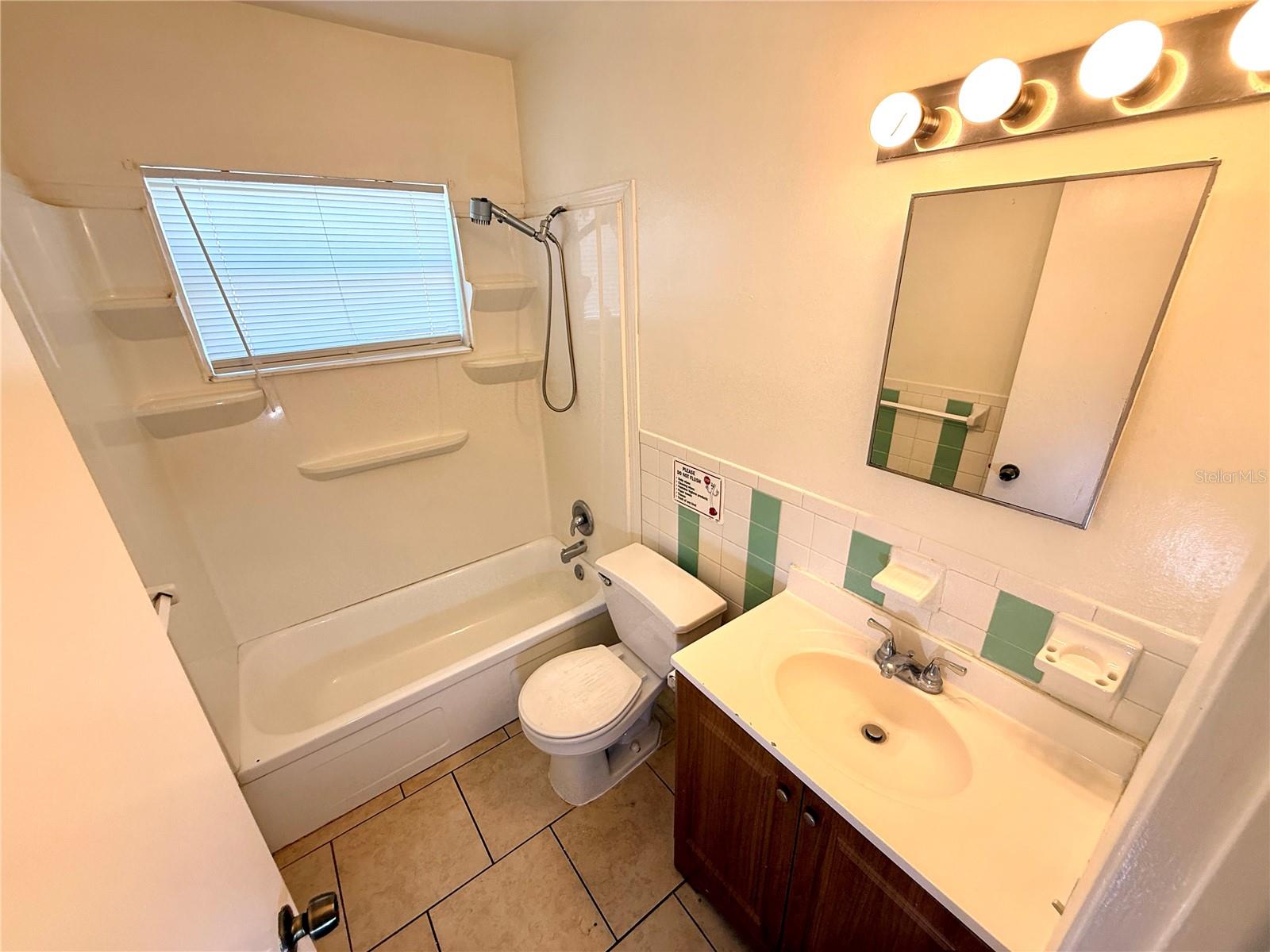1050 62nd Ave South #e-4 Property Photo 25