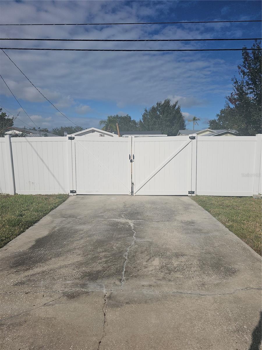 1145 54th Ave N Property Photo 19