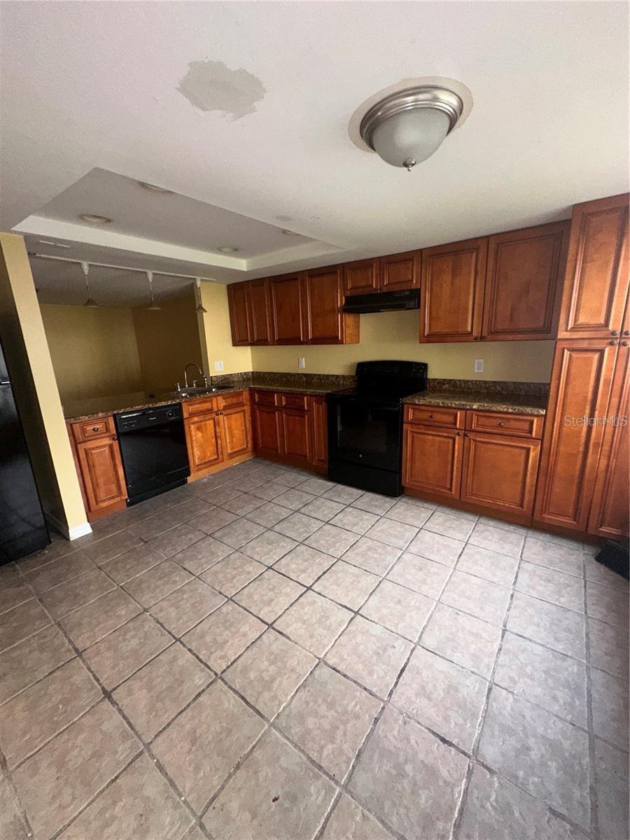 4725 Puritan Cir #603 Property Photo 16