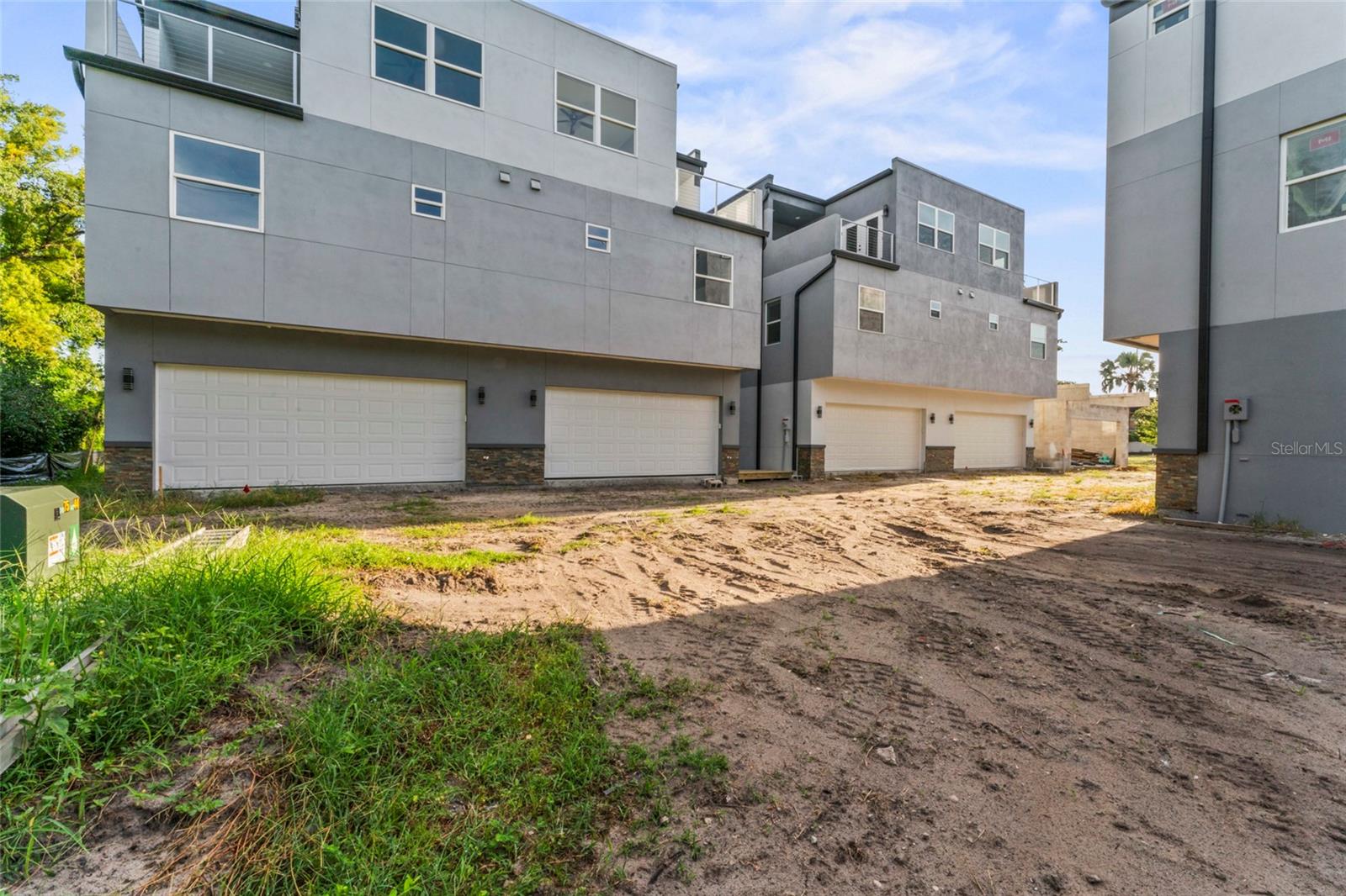809 W Linebaugh Ave #2a Property Photo 1