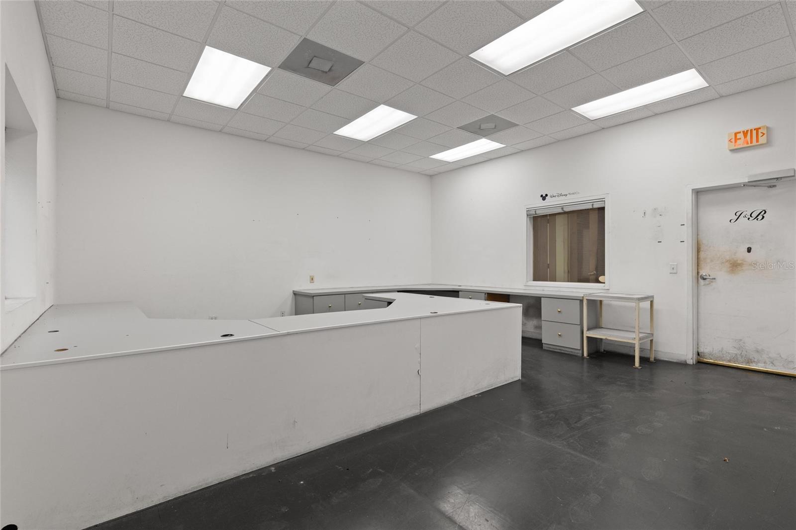 1500 L And R Industrial Blvd #bldg. D Property Photo 25