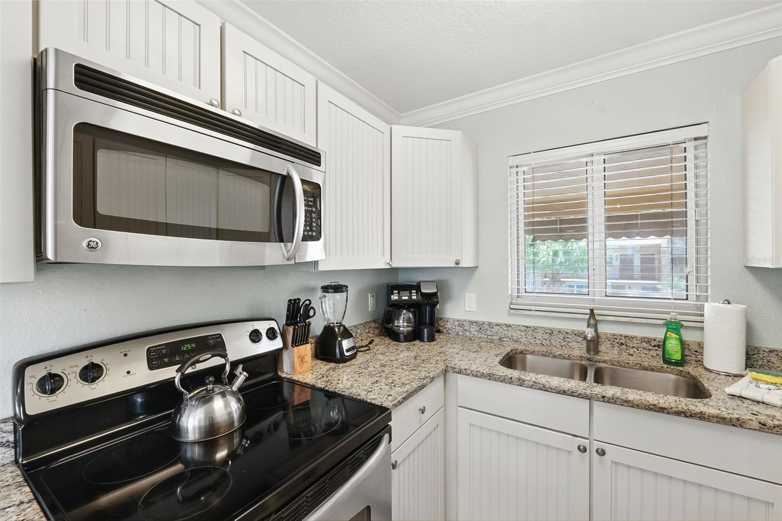 10265 Gulf Blvd #a-301 Property Photo 11