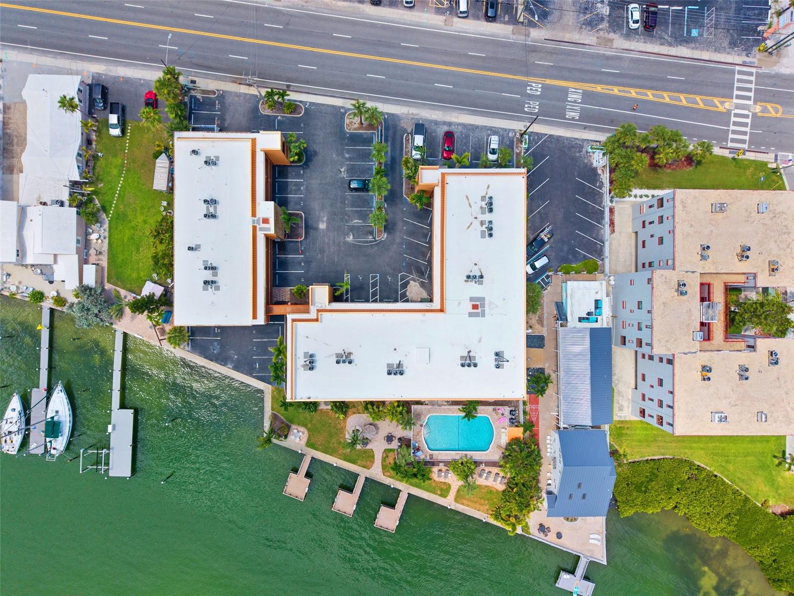 10265 Gulf Blvd #a-301 Property Photo 39