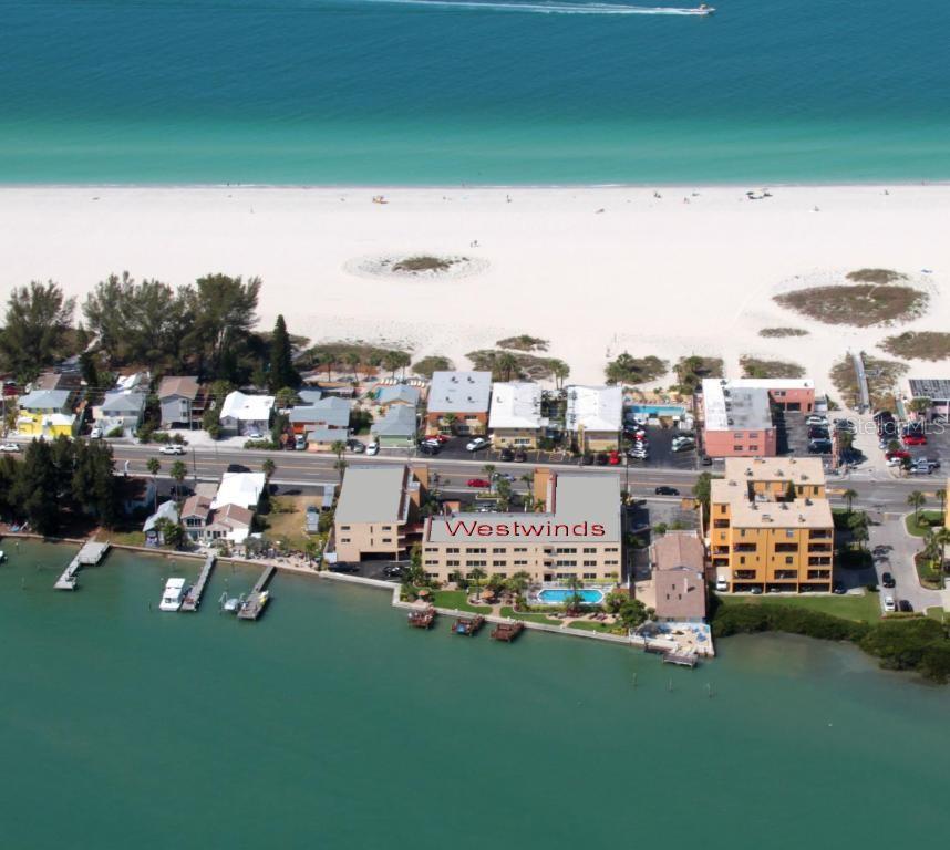 10265 Gulf Blvd #a-301 Property Photo 42