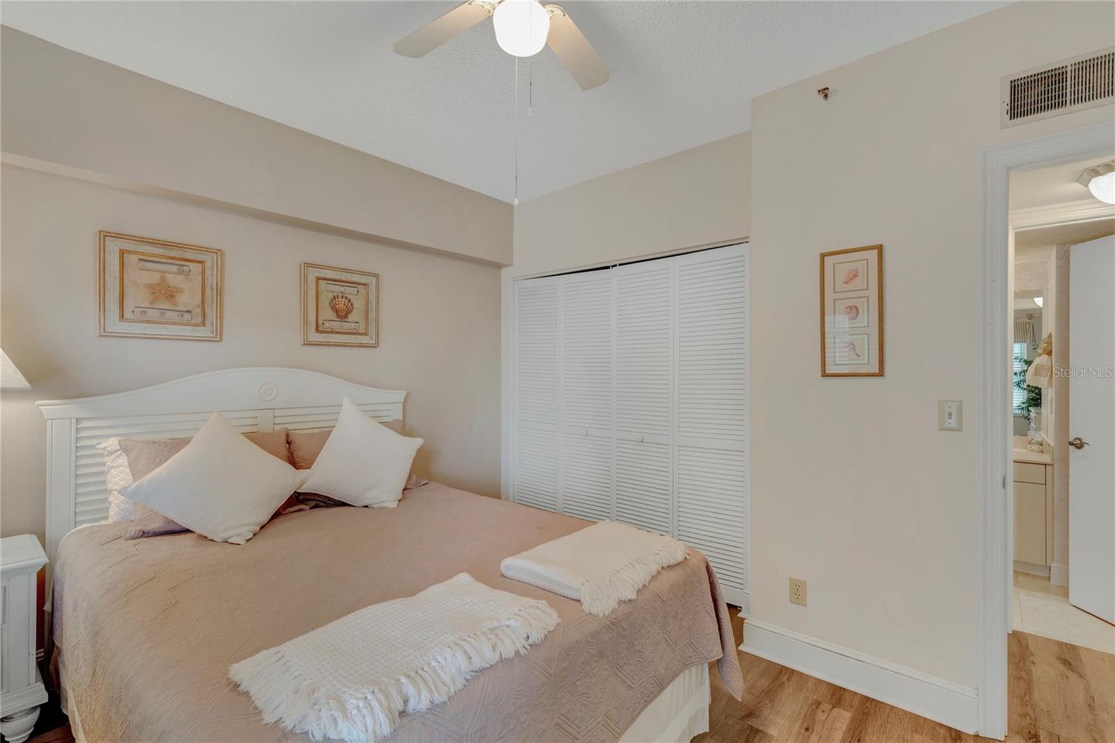 1582 Gulf Blvd #1506 Property Photo 21