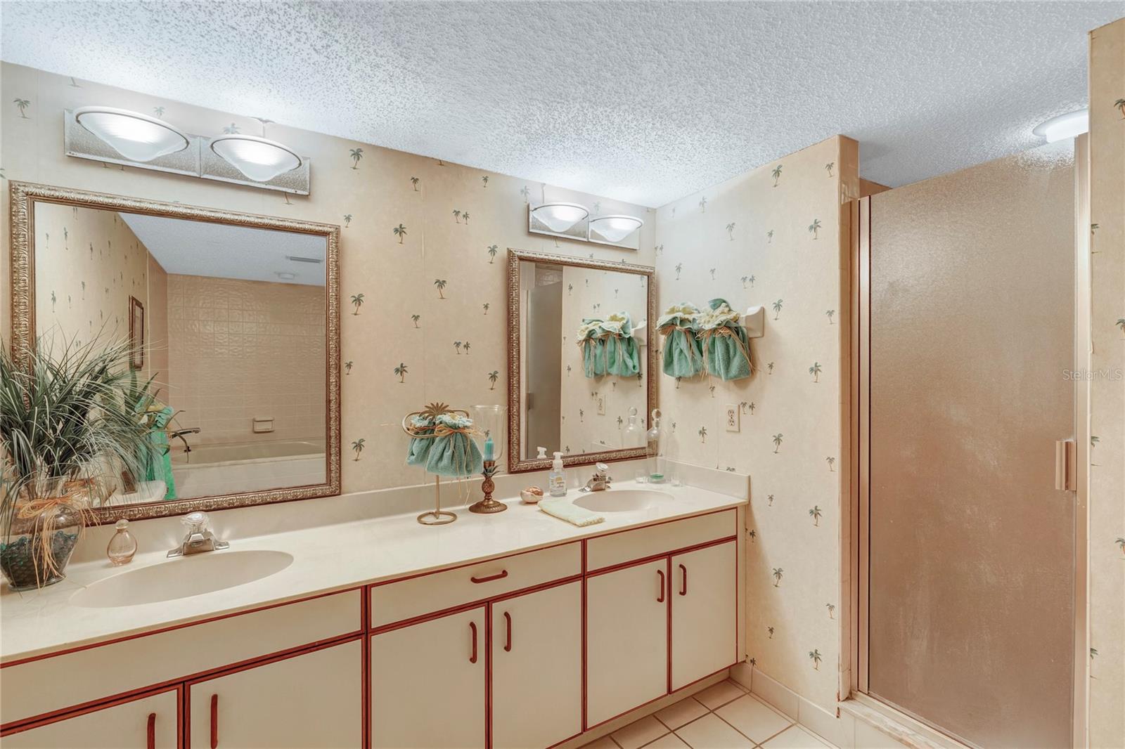 1582 Gulf Blvd #1506 Property Photo 26