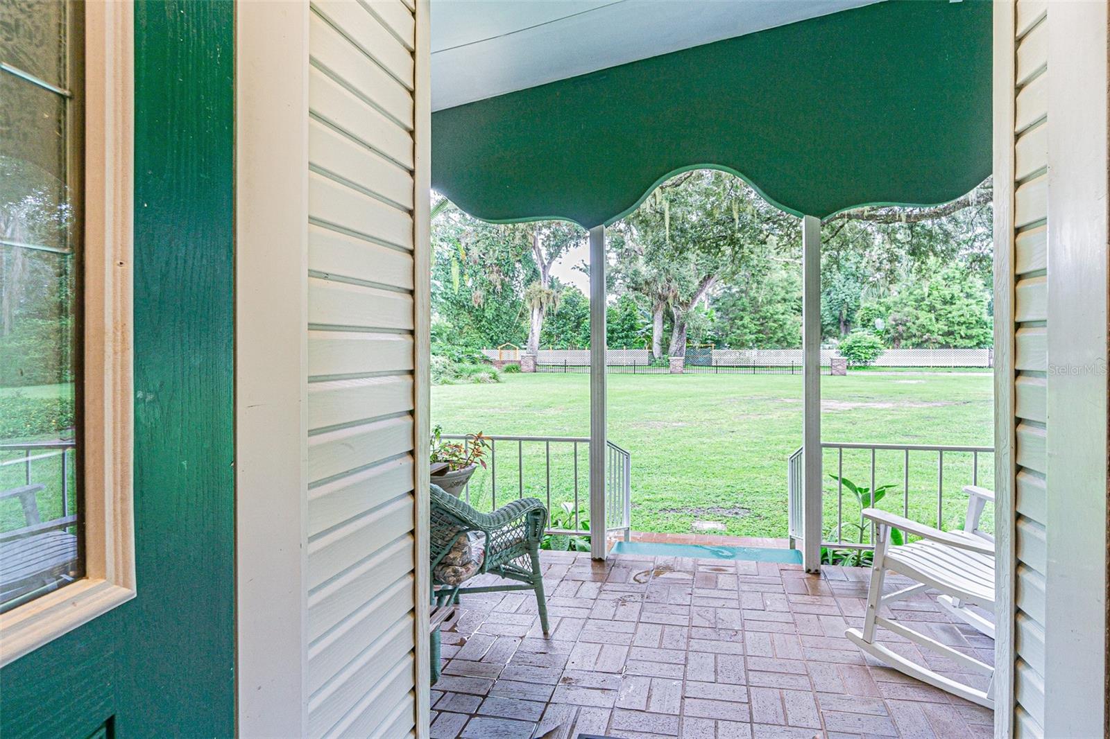 3349 Oakwood Dr Property Photo 2