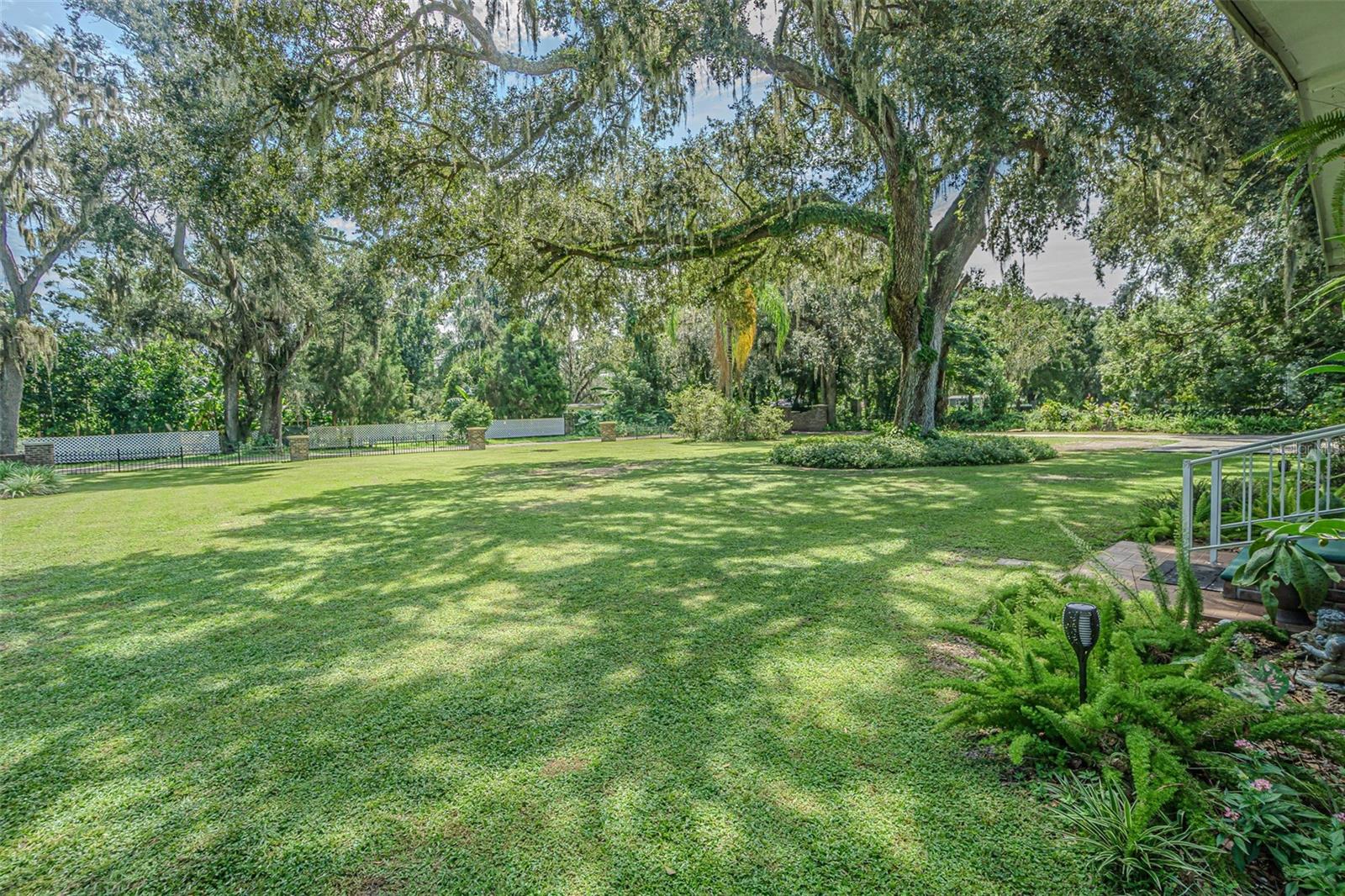 3349 Oakwood Dr Property Photo 10