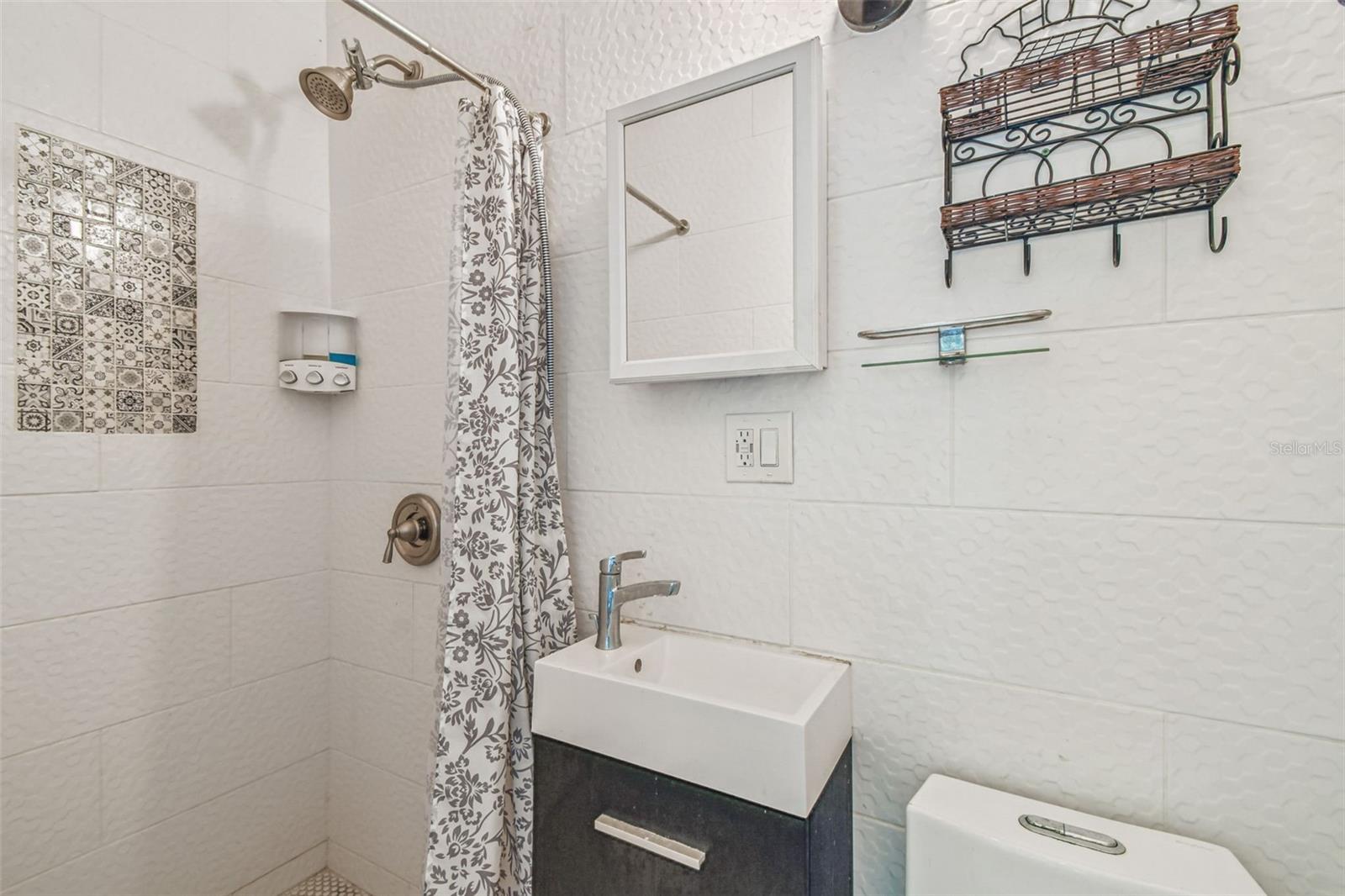 3203 E Yukon St Property Photo 46
