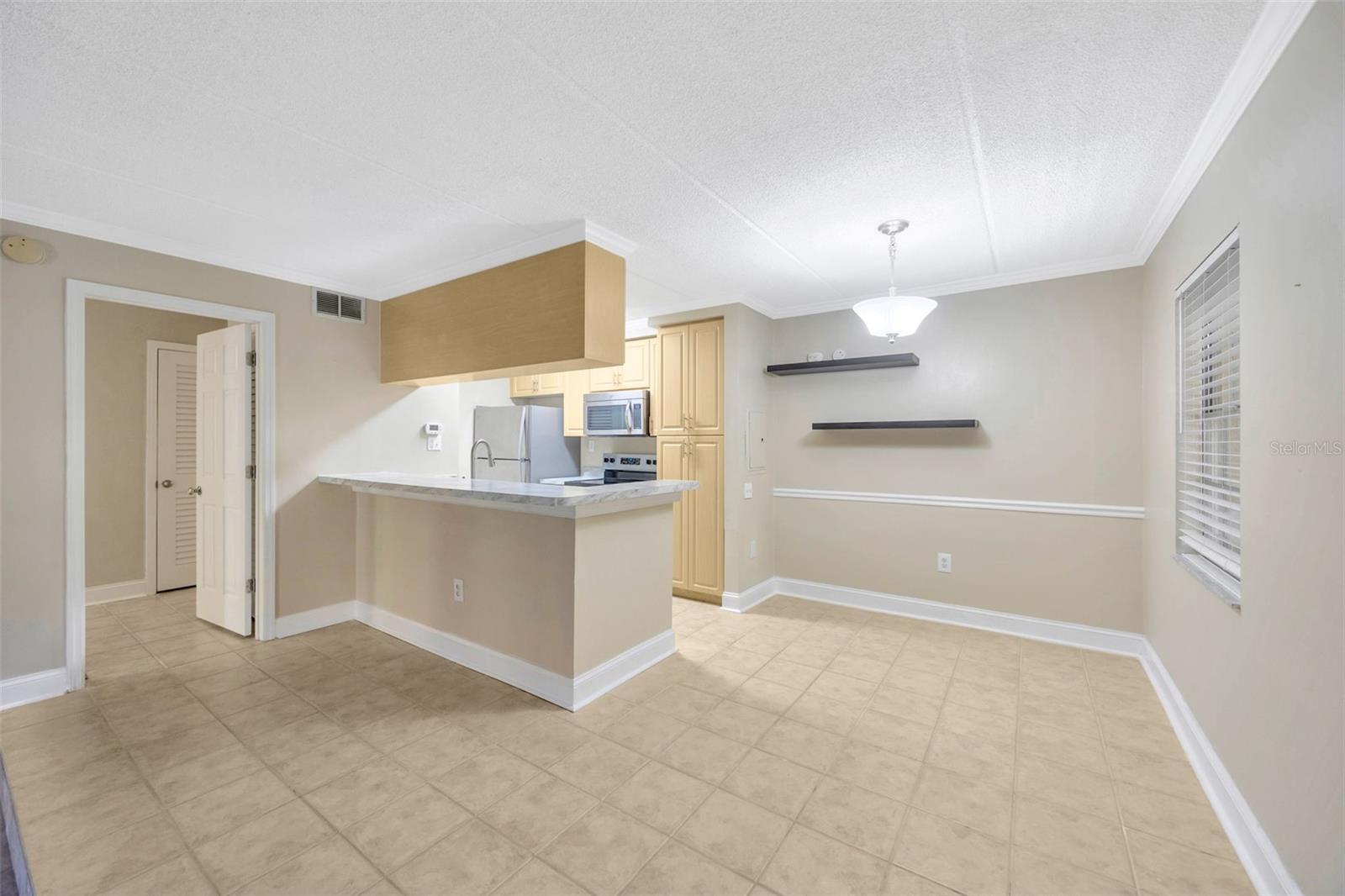 5305 San Sebastian Ct #127 Property Photo 5