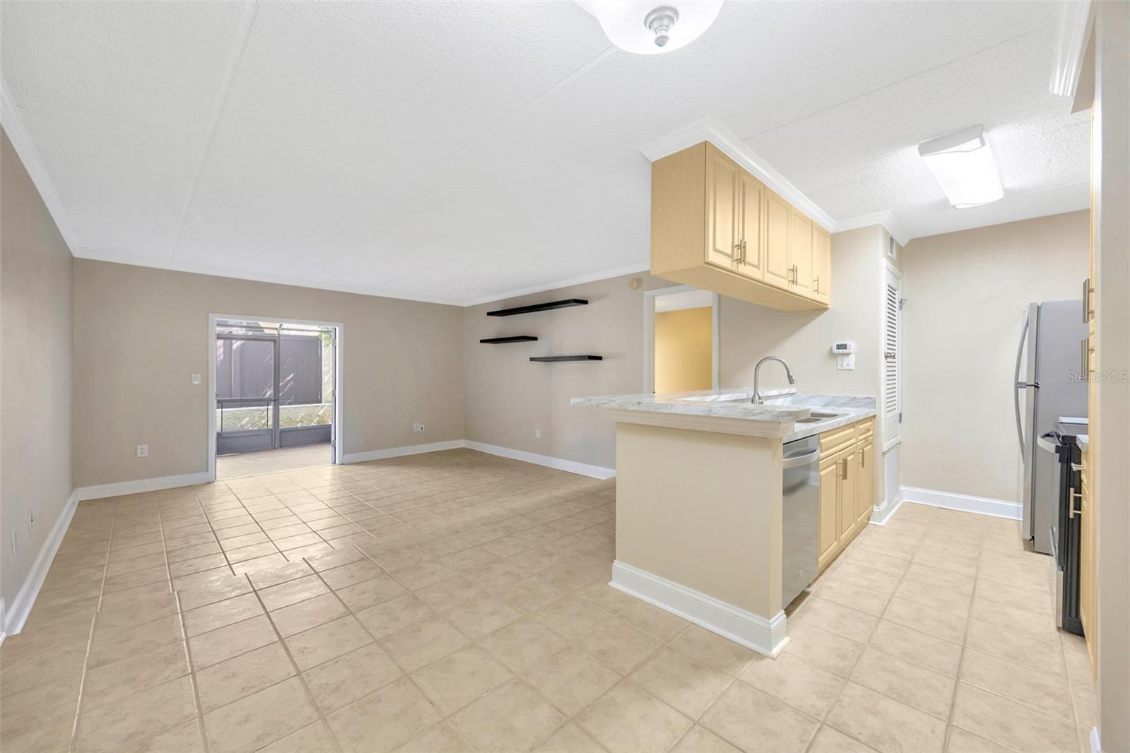 5305 San Sebastian Ct #127 Property Photo 6