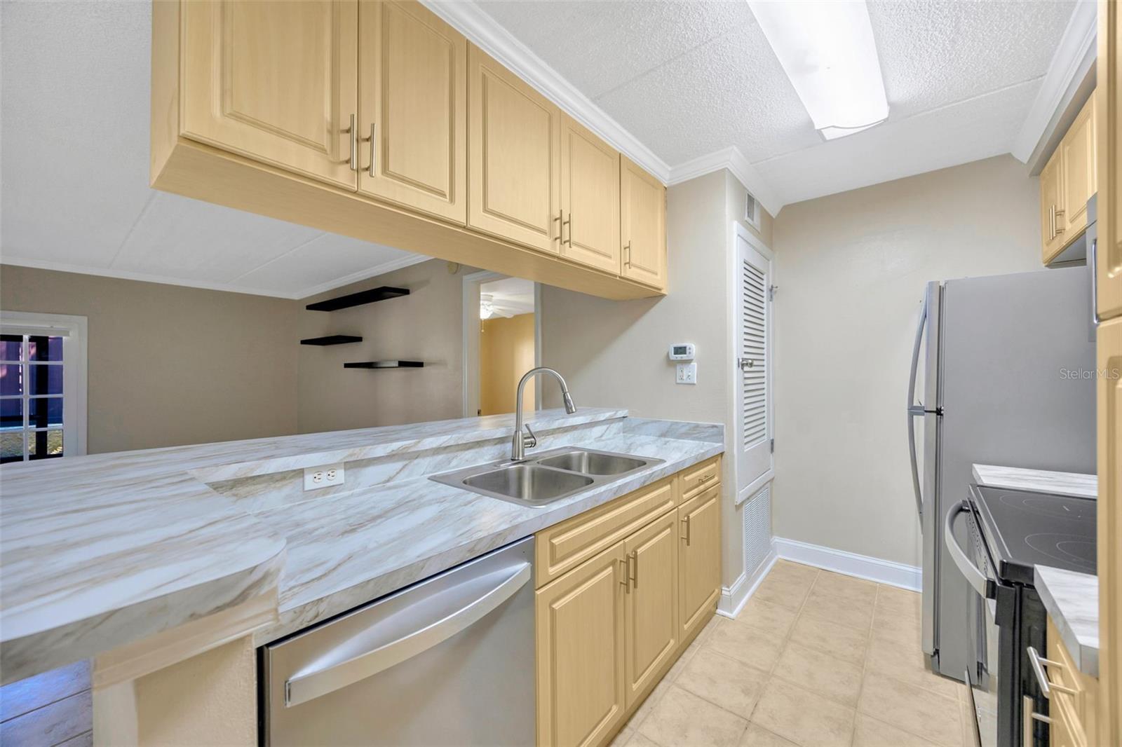 5305 San Sebastian Ct #127 Property Photo 7