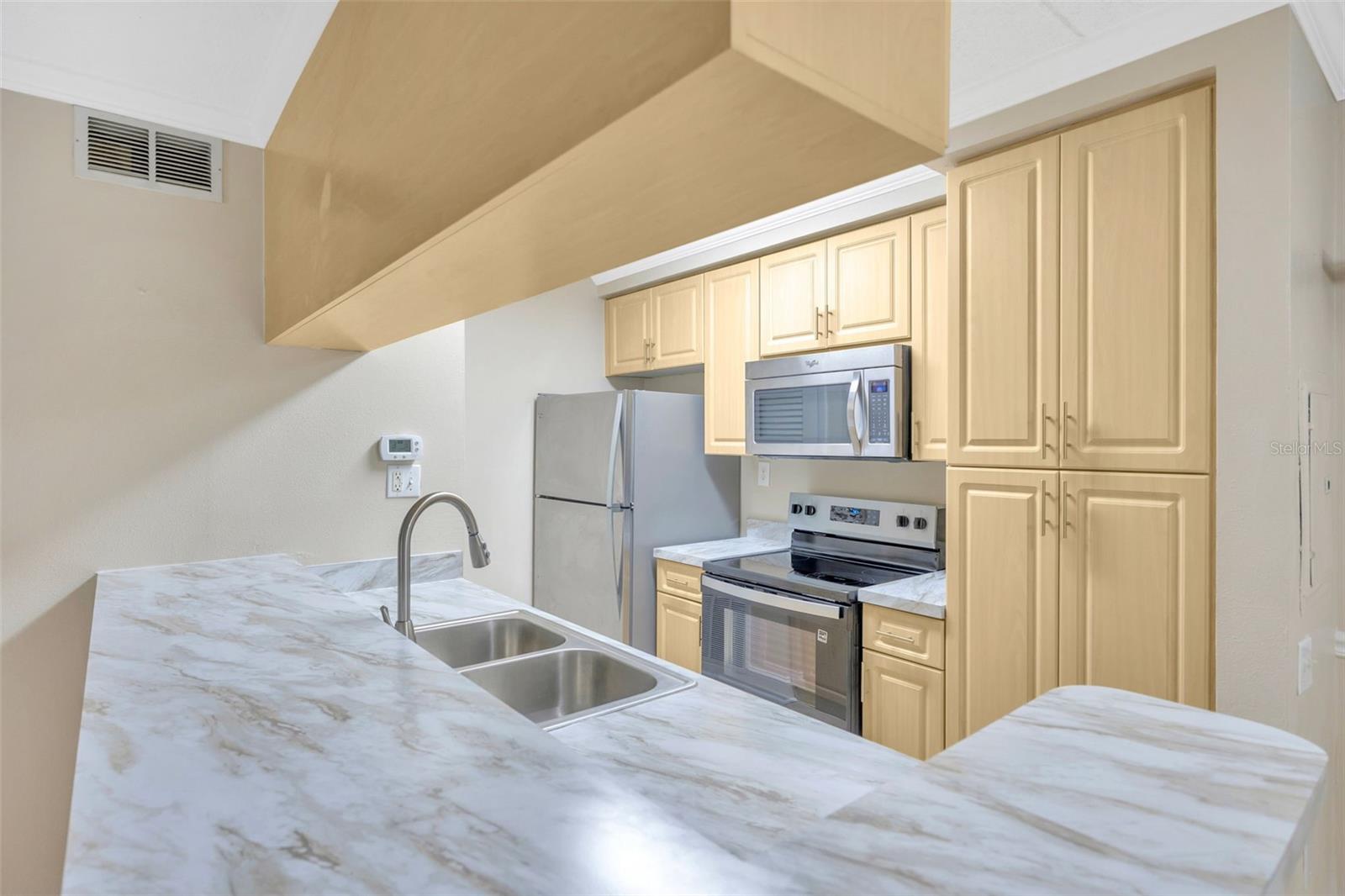 5305 San Sebastian Ct #127 Property Photo 8