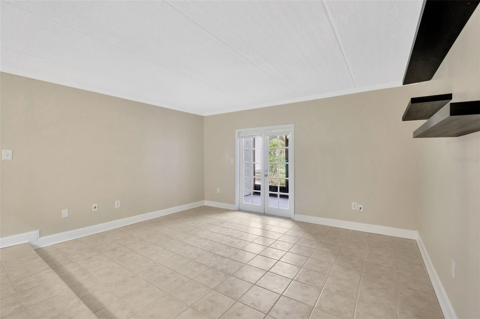 5305 San Sebastian Ct #127 Property Photo 11