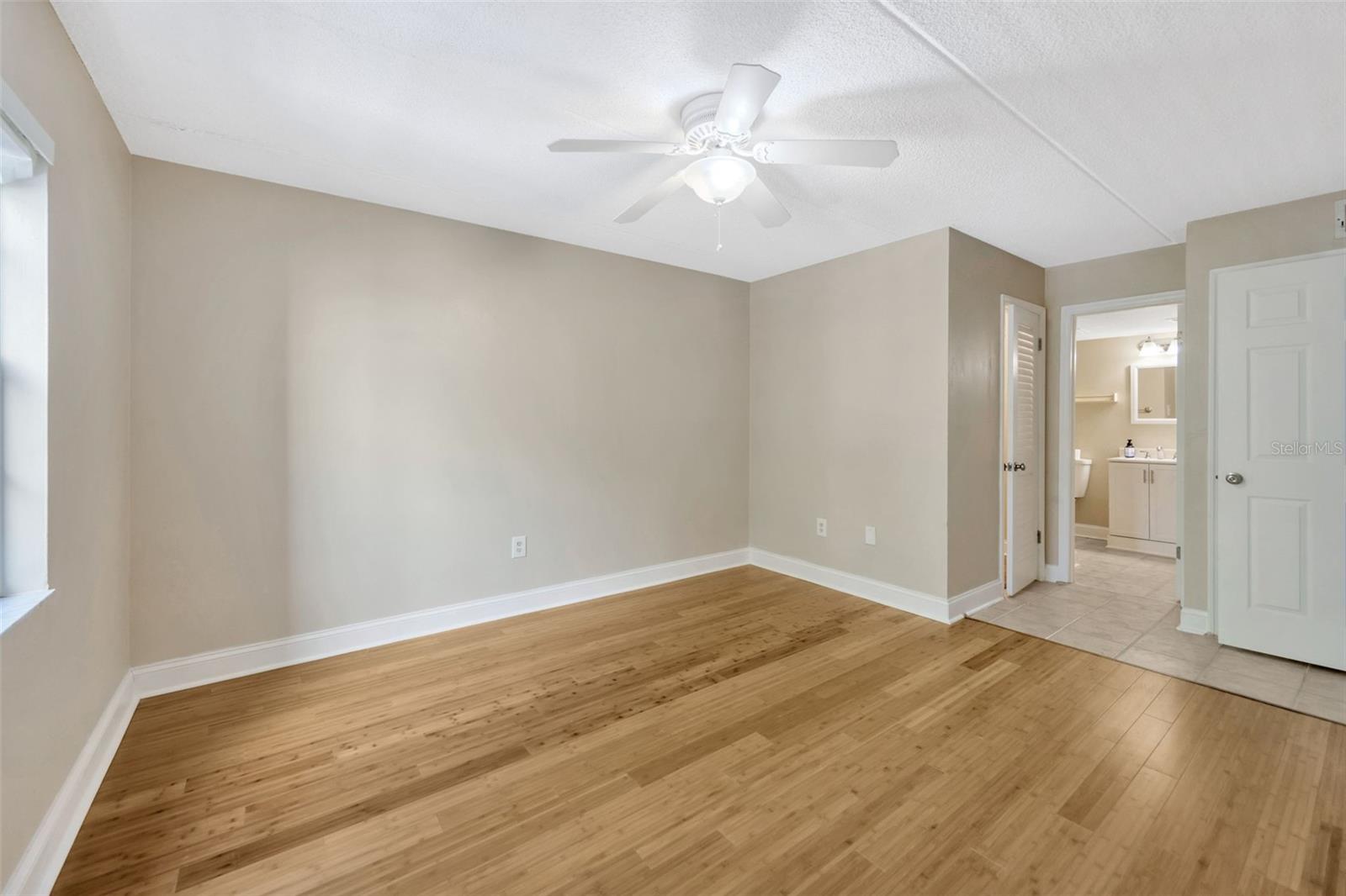 5305 San Sebastian Ct #127 Property Photo 14