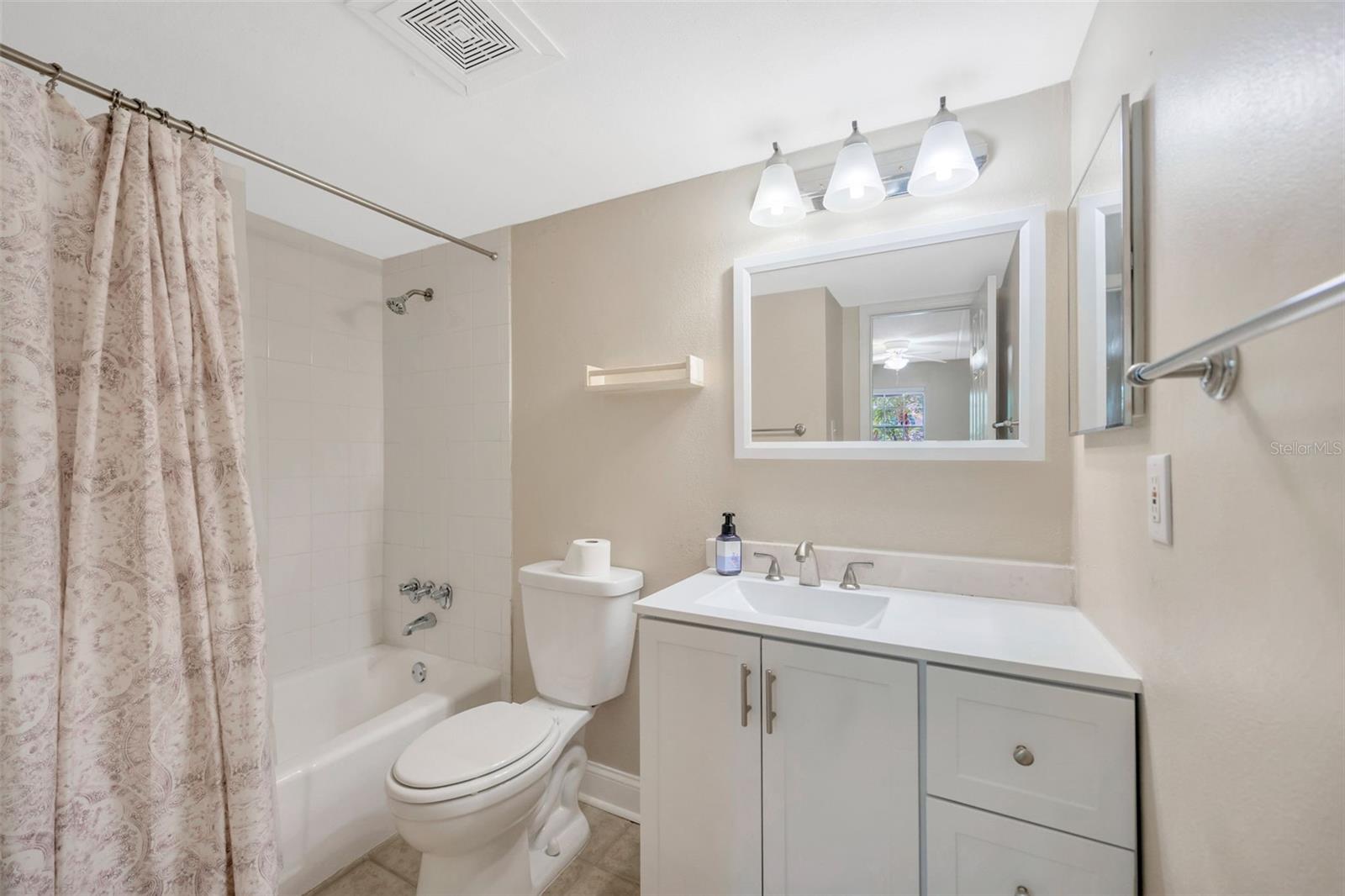 5305 San Sebastian Ct #127 Property Photo 17