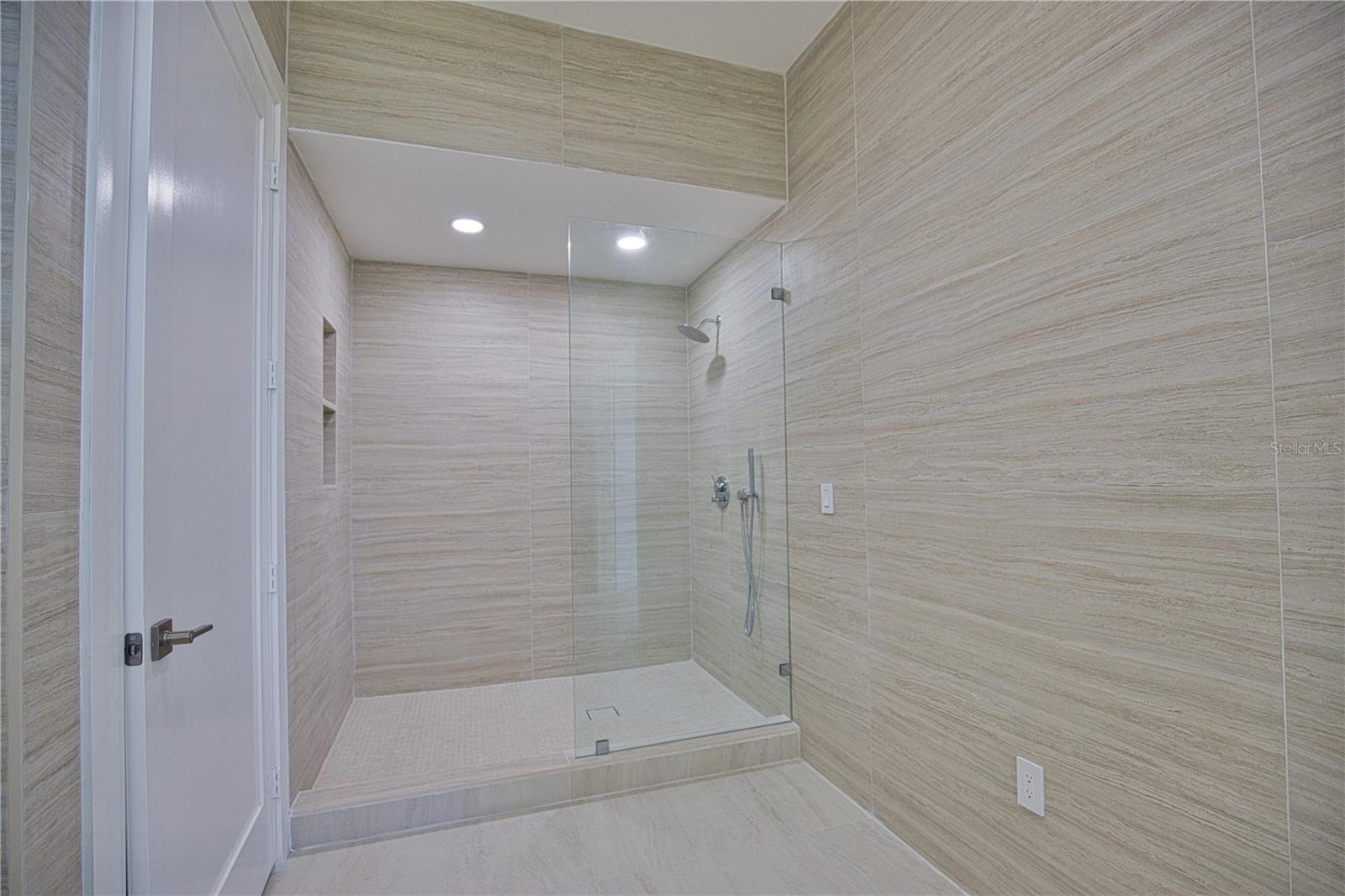 13064 Via Flavia Property Photo 28