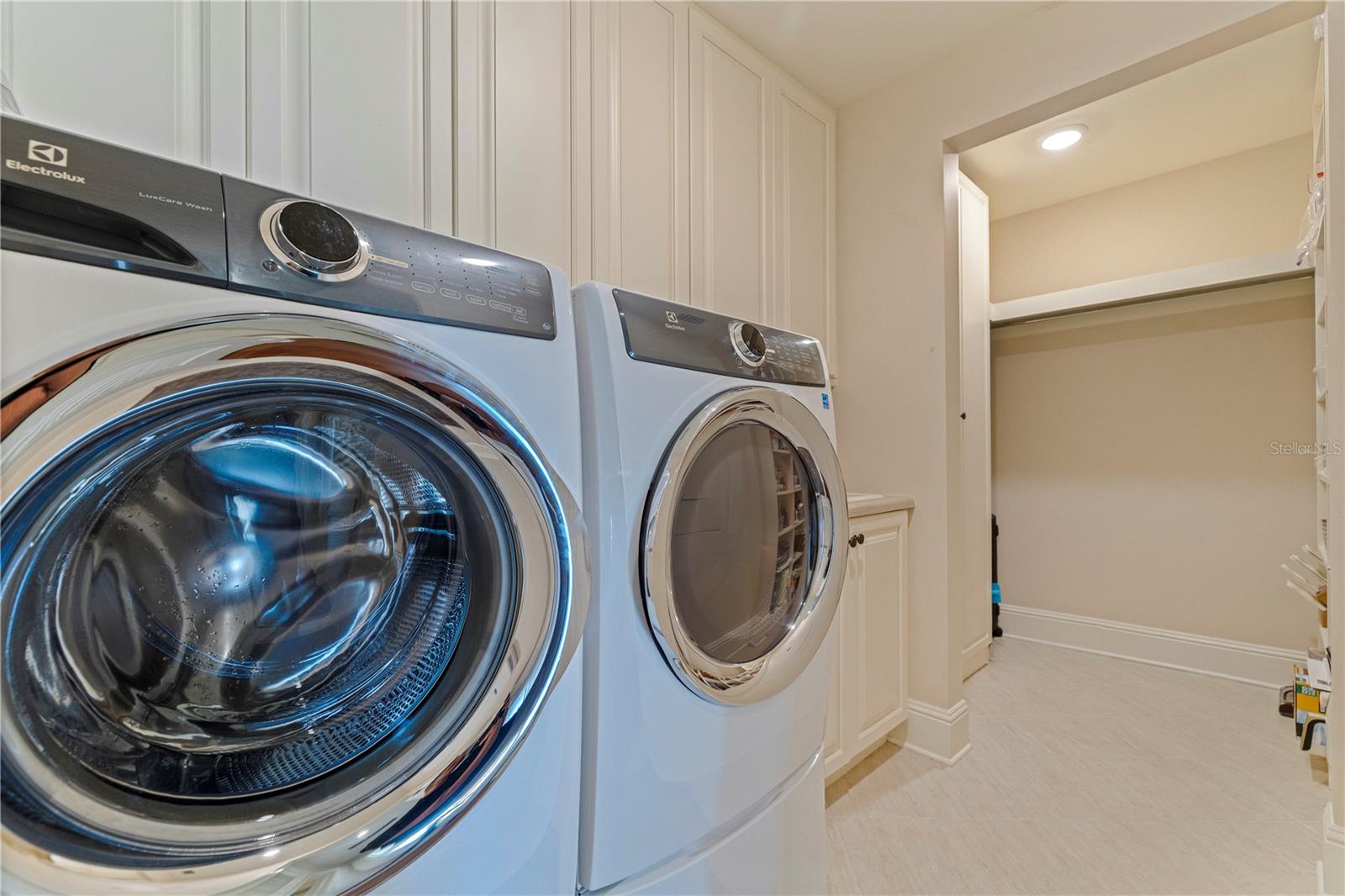 85 Belleview Blvd #204 Property Photo 31