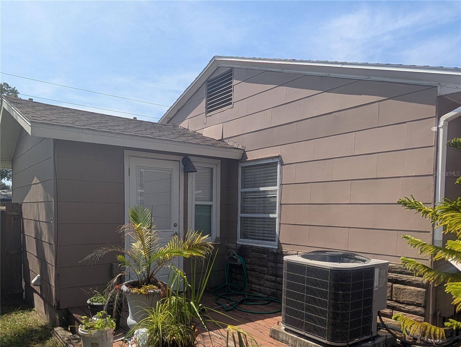 1830 58th St S Property Photo 5