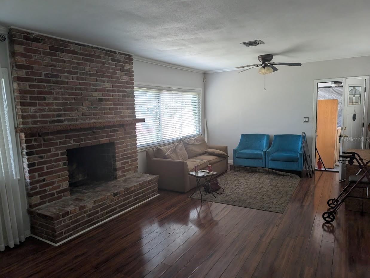 1830 58th St S Property Photo 6